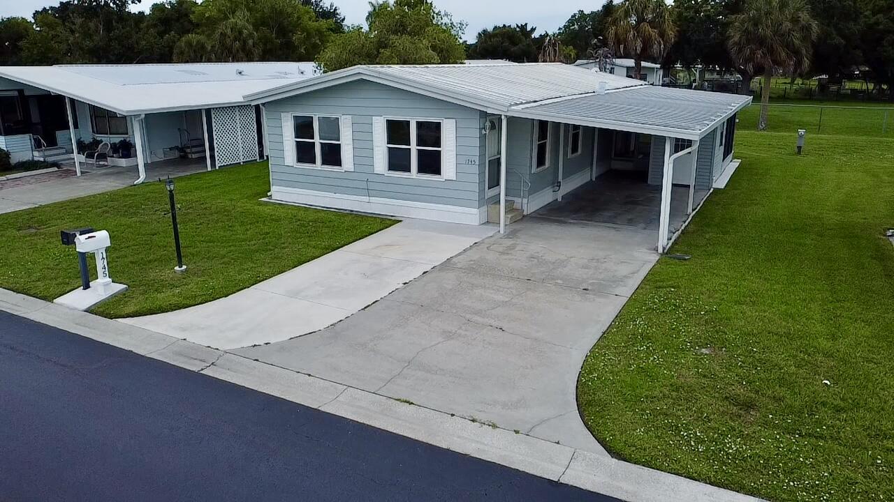 1745 Sw 35th Circle Property Photo 3