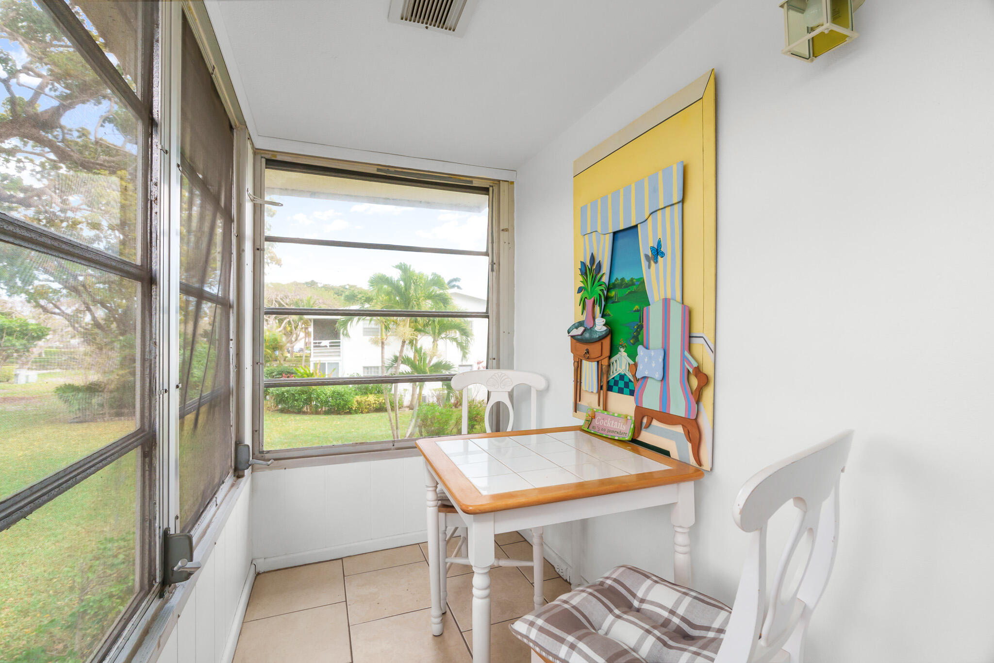 347 Windsor O Property Photo 22