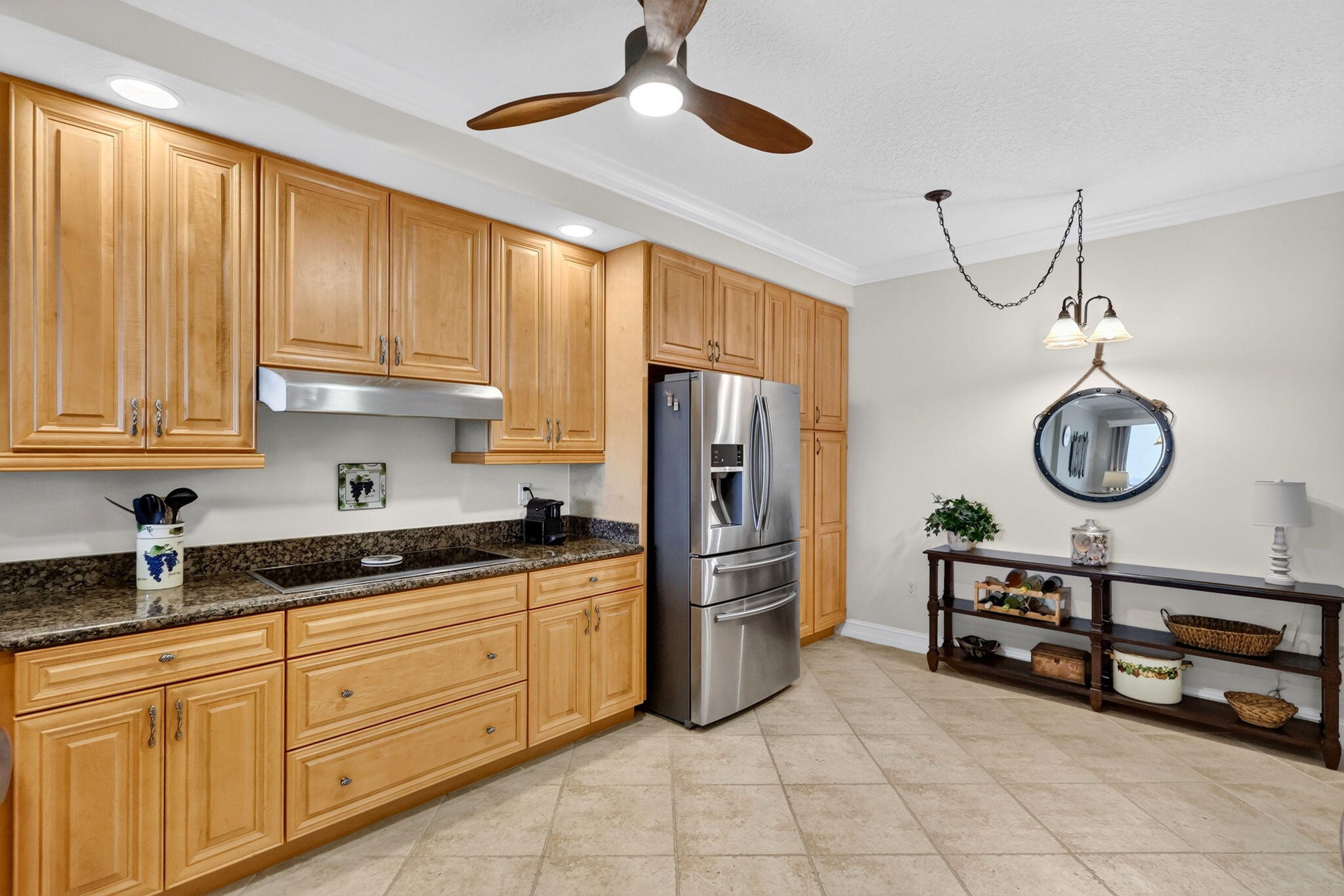 4160 N Hwy A1a 704a Property Photo 13