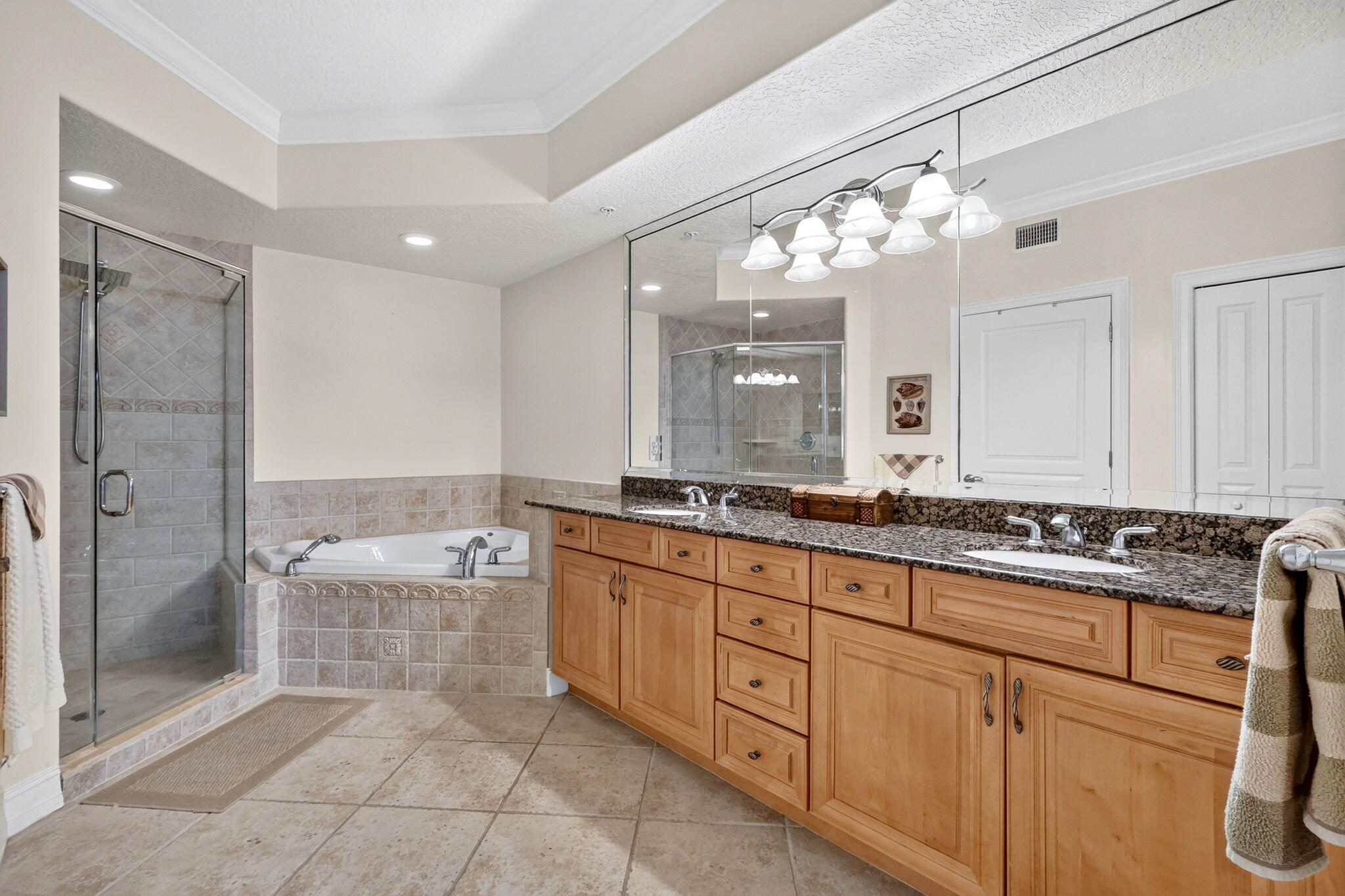 4160 N Hwy A1a 704a Property Photo 29