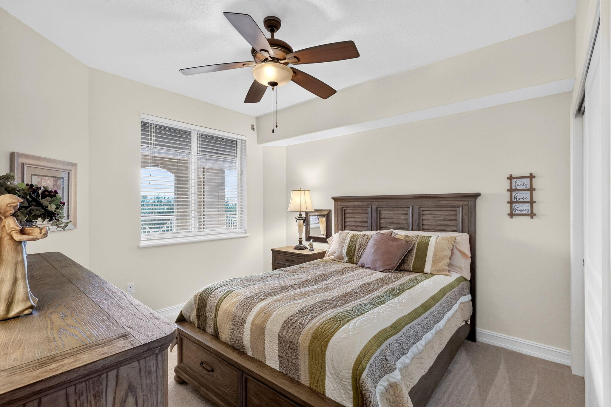 4160 N Hwy A1a 704a Property Photo 34