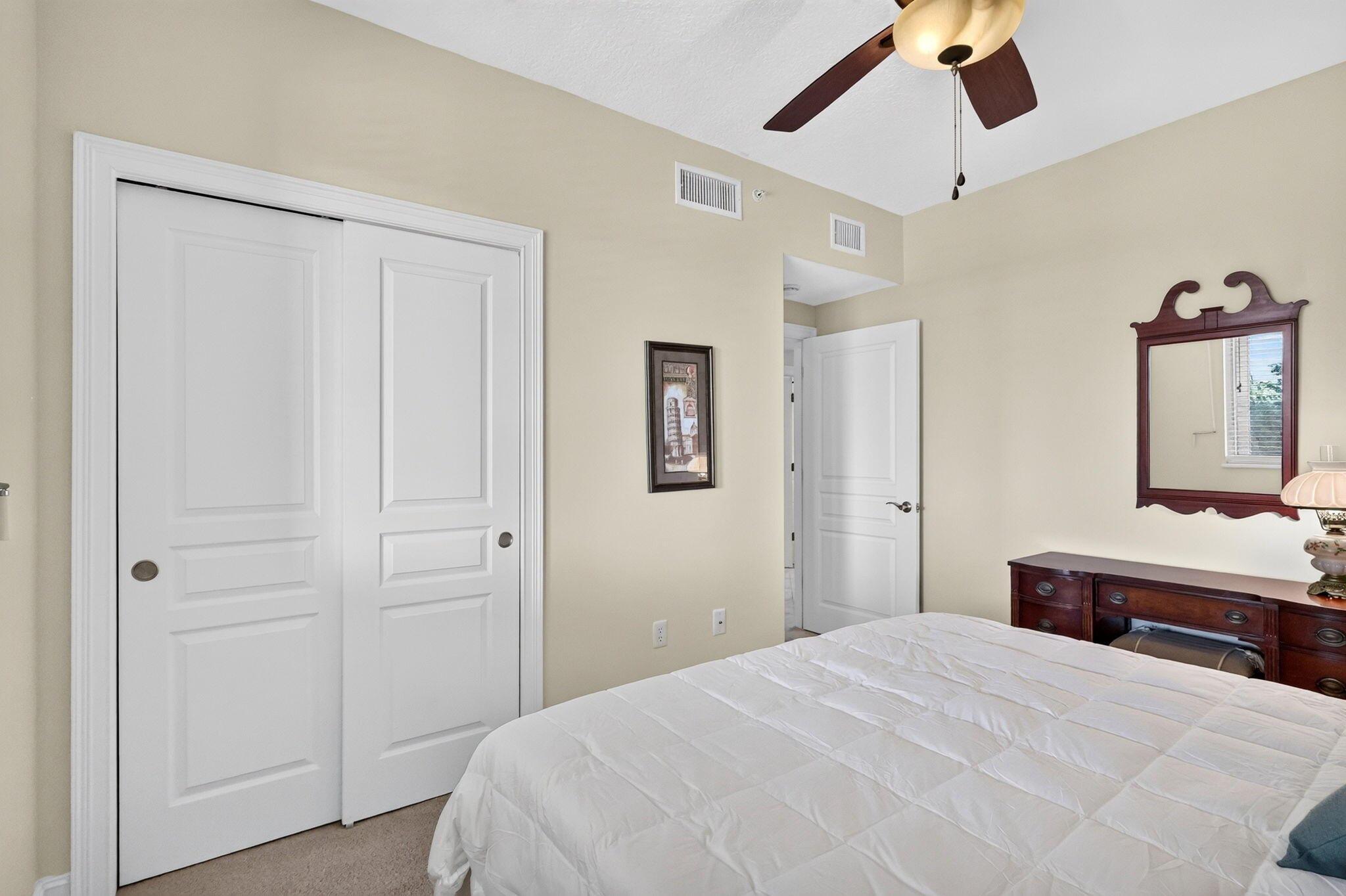 4160 N Hwy A1a 704a Property Photo 37