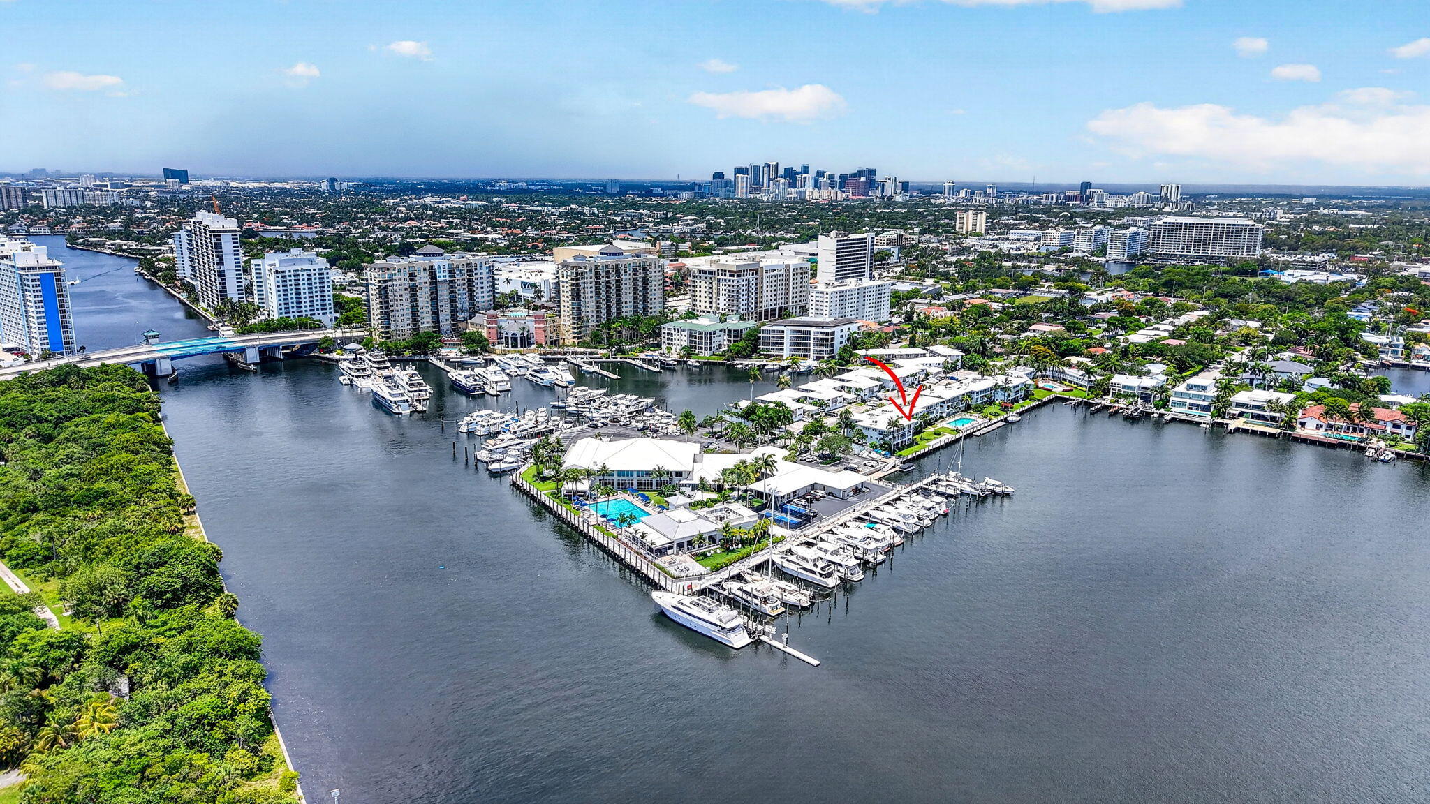 2727 Yacht Club Boulevard 1b Property Photo 1