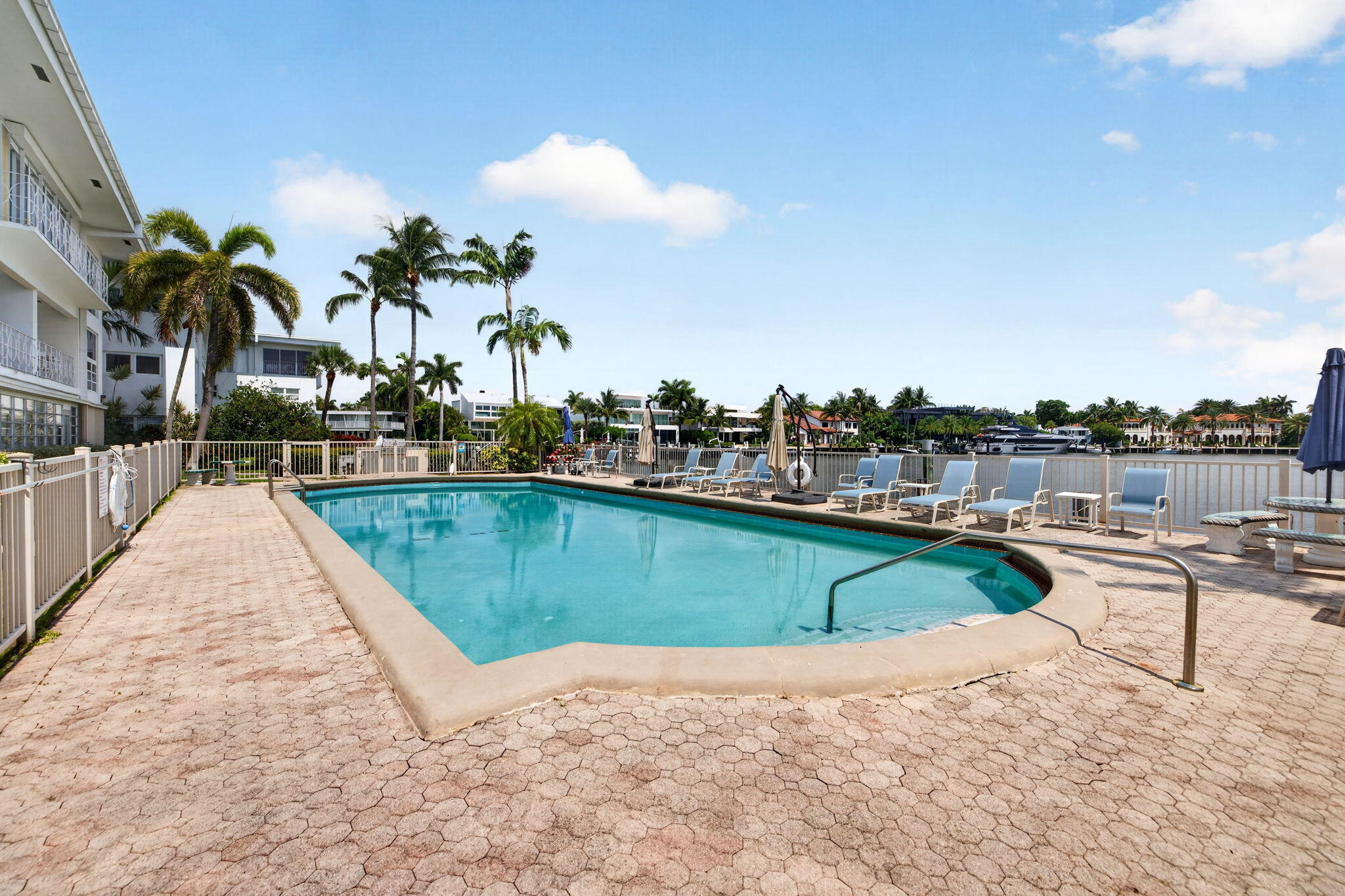 2727 Yacht Club Boulevard 1b Property Photo 40
