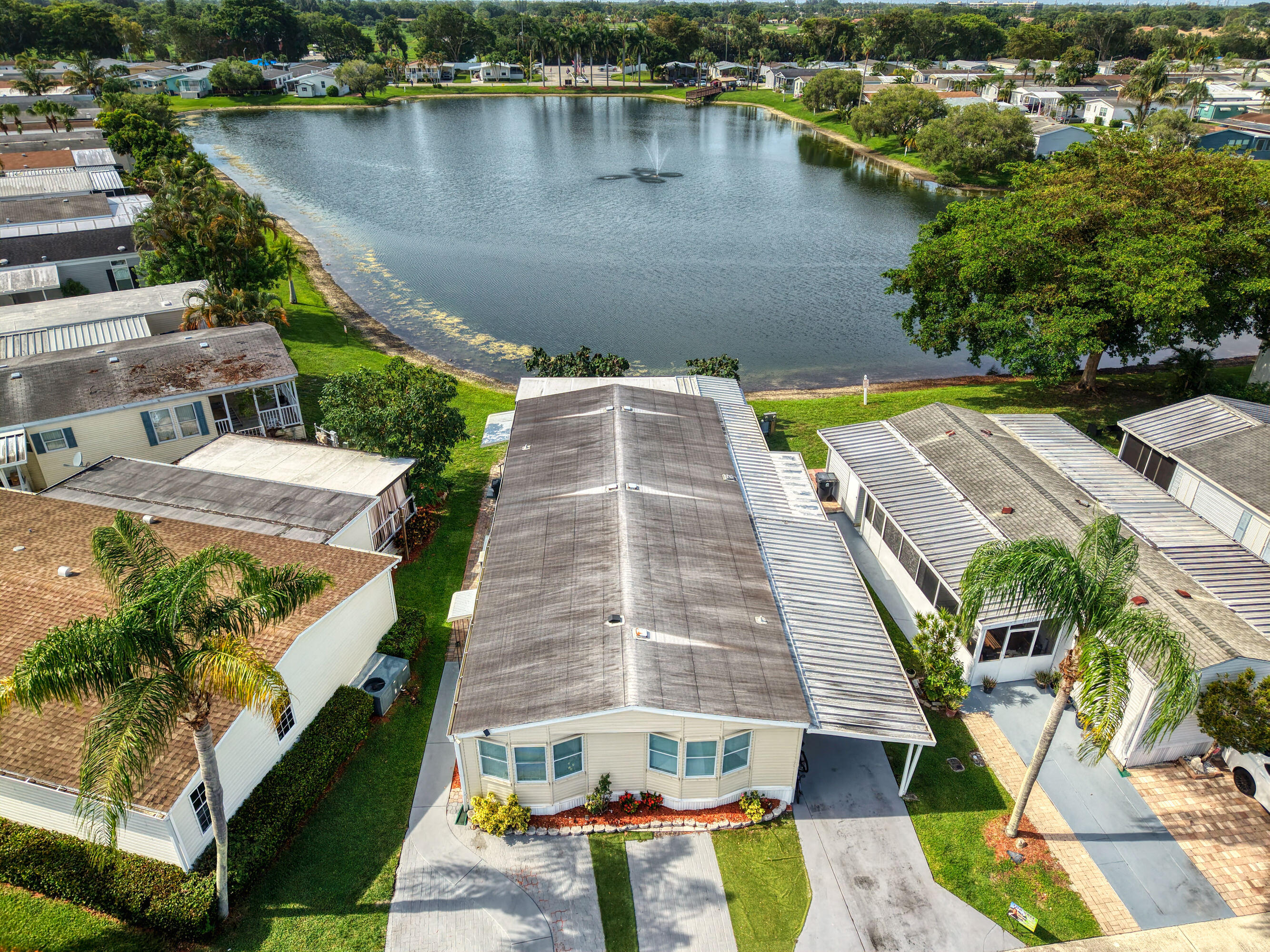 139 Plantation Boulevard Property Photo 4