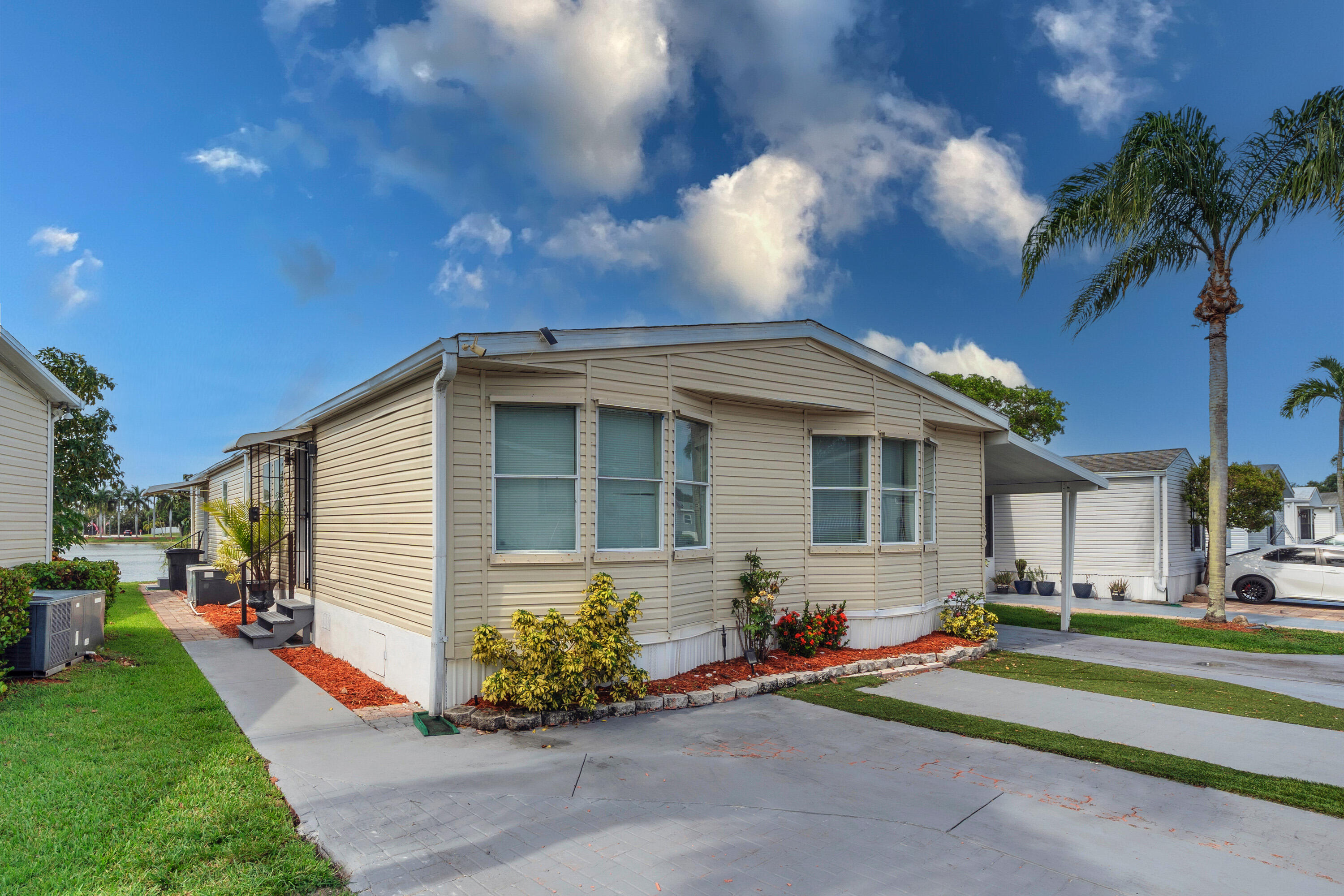 139 Plantation Boulevard Property Photo 7