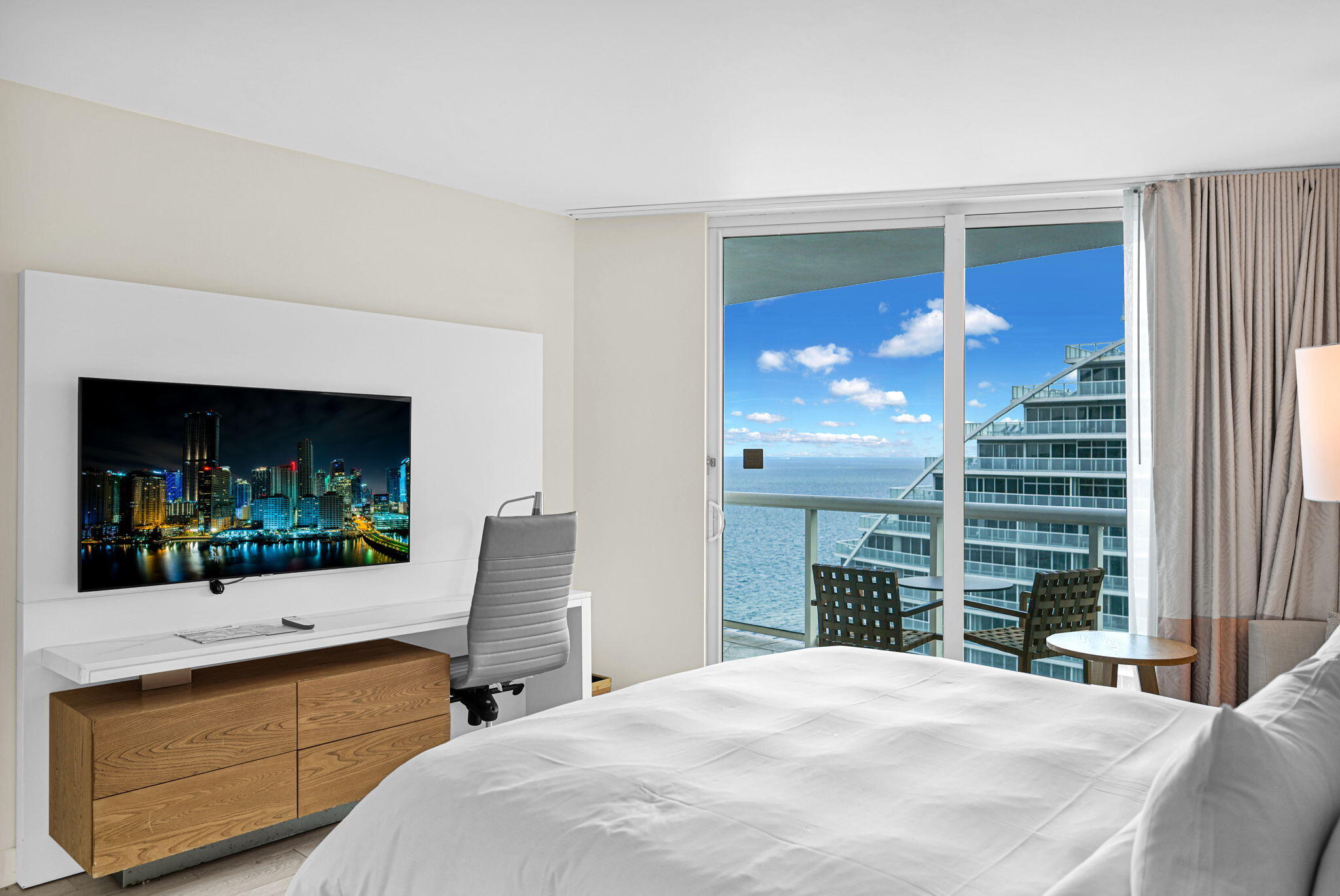 505 N Fort Lauderdale Beach Boulevard 2101 Property Photo 4