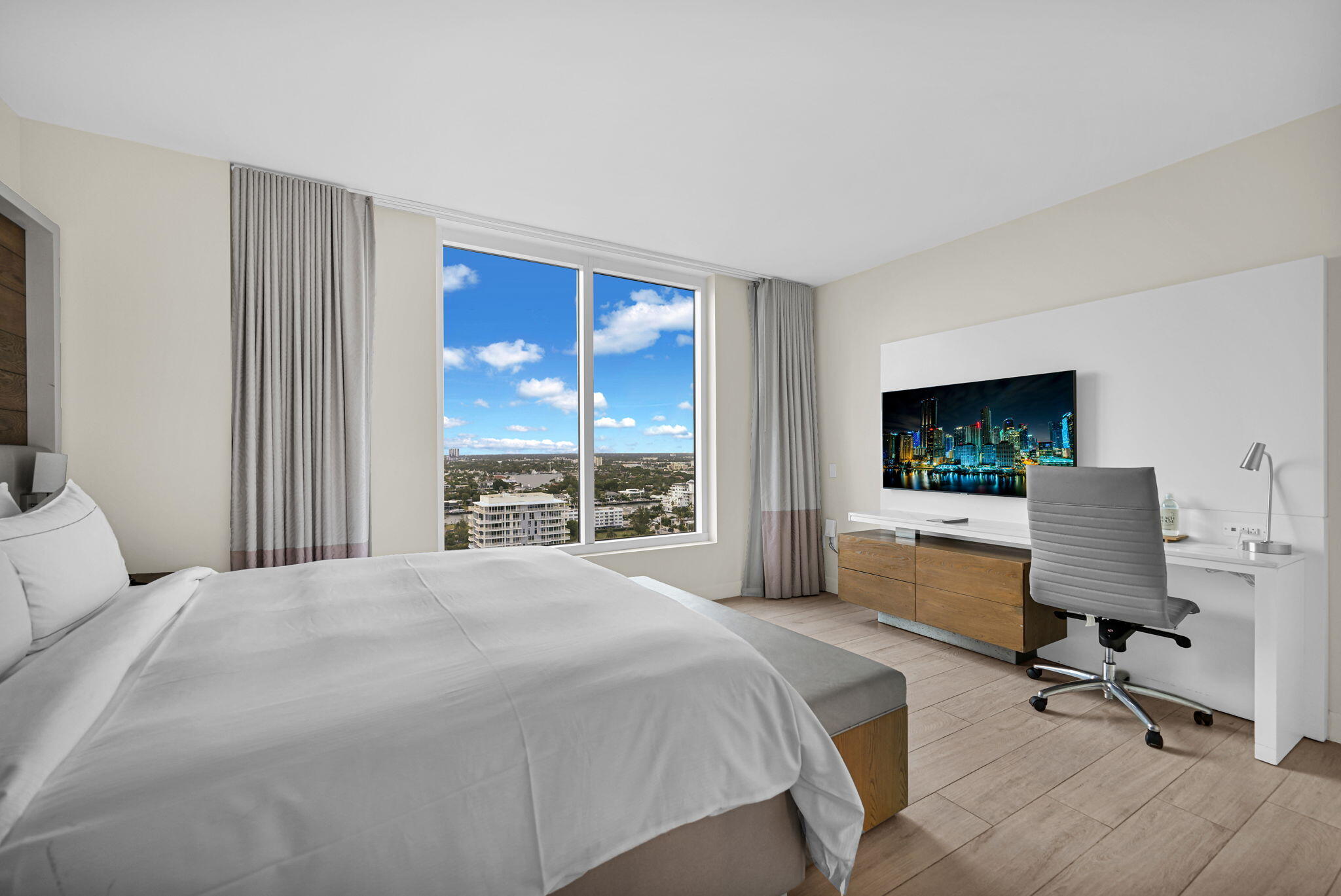 505 N Fort Lauderdale Beach Boulevard 2101 Property Photo 6