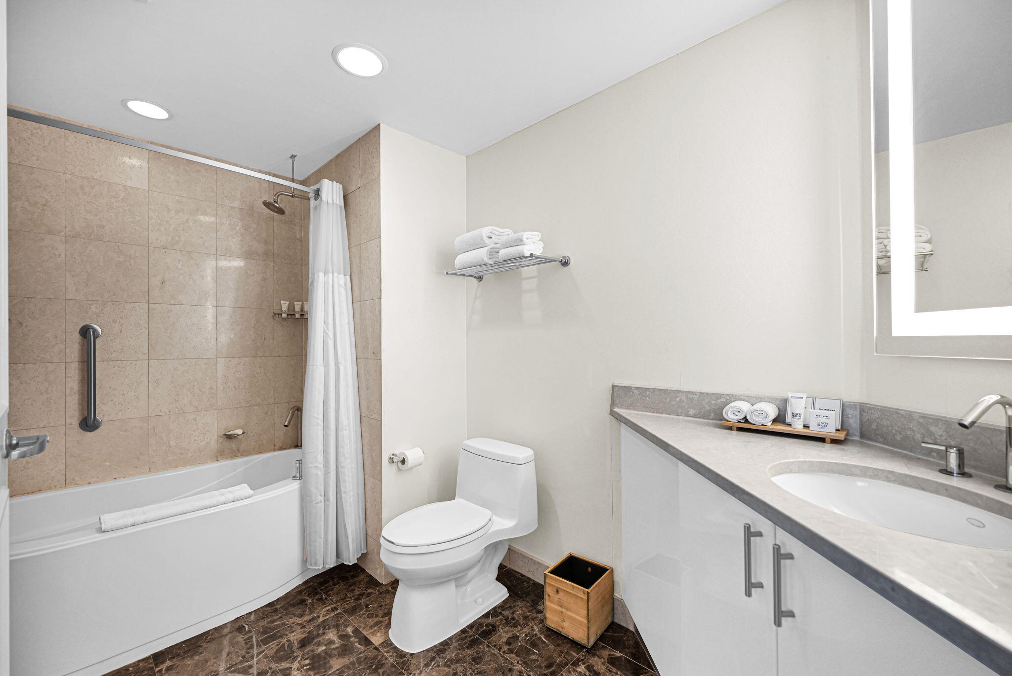 505 N Fort Lauderdale Beach Boulevard 2101 Property Photo 84