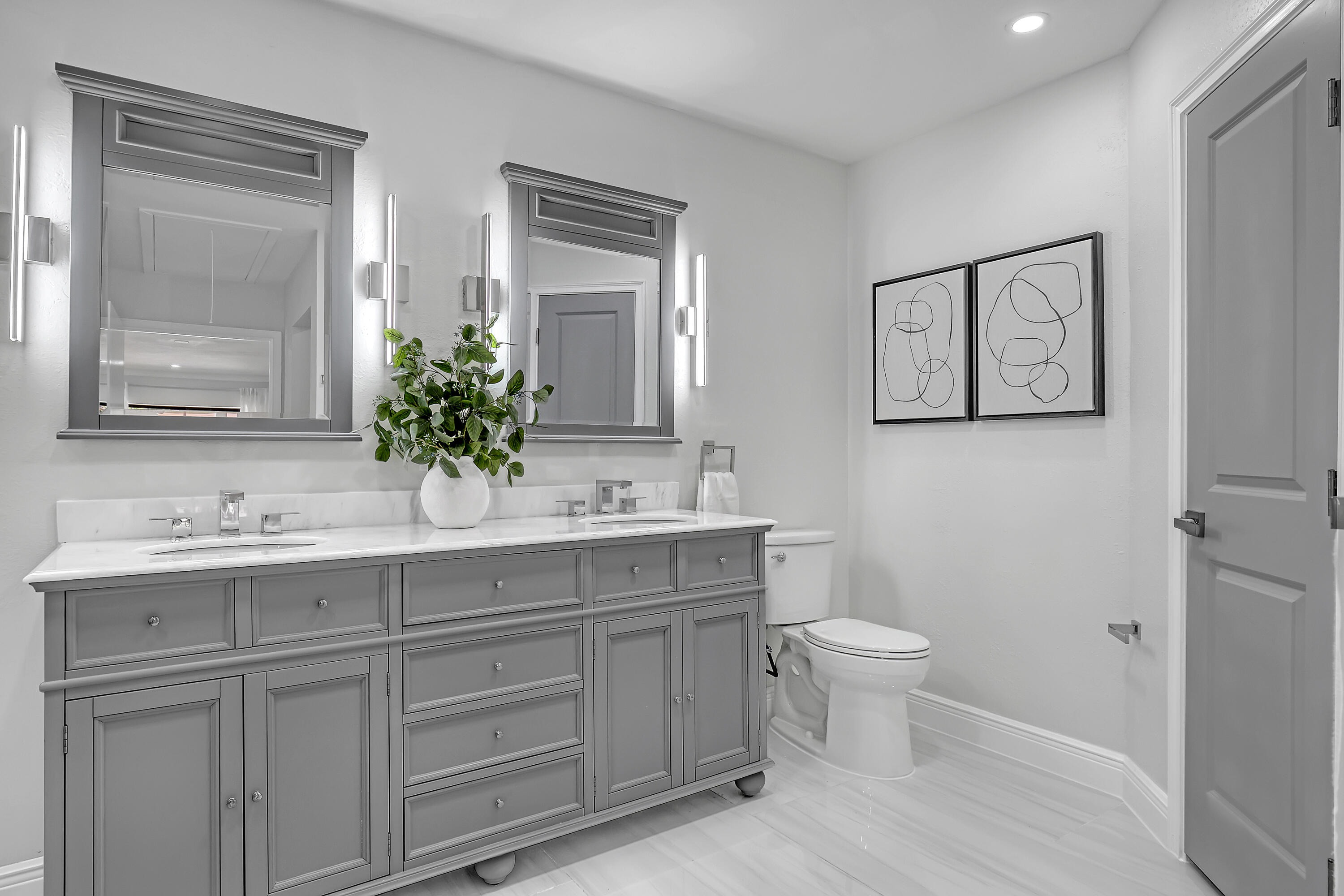 6185 White Oak Court Property Photo 23