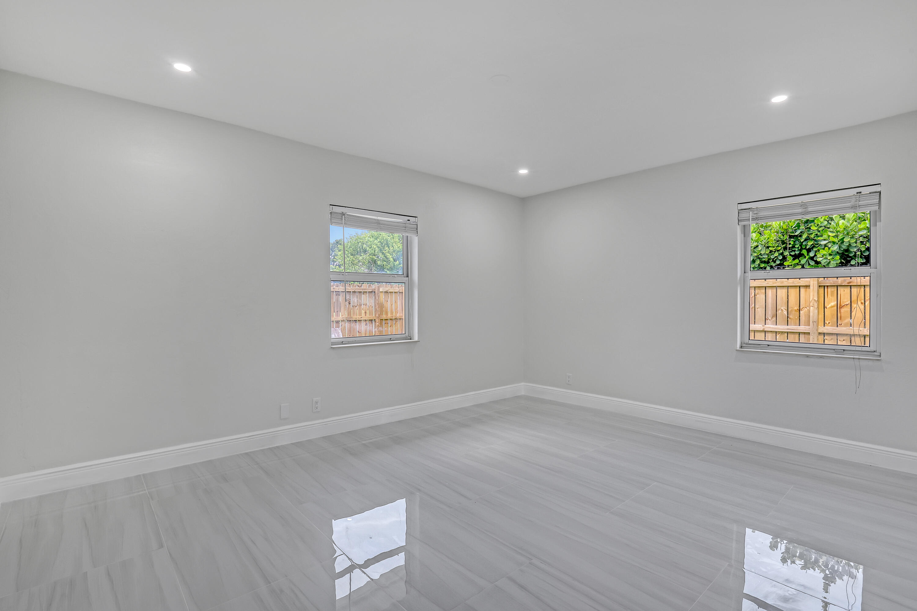 6185 White Oak Court Property Photo 29