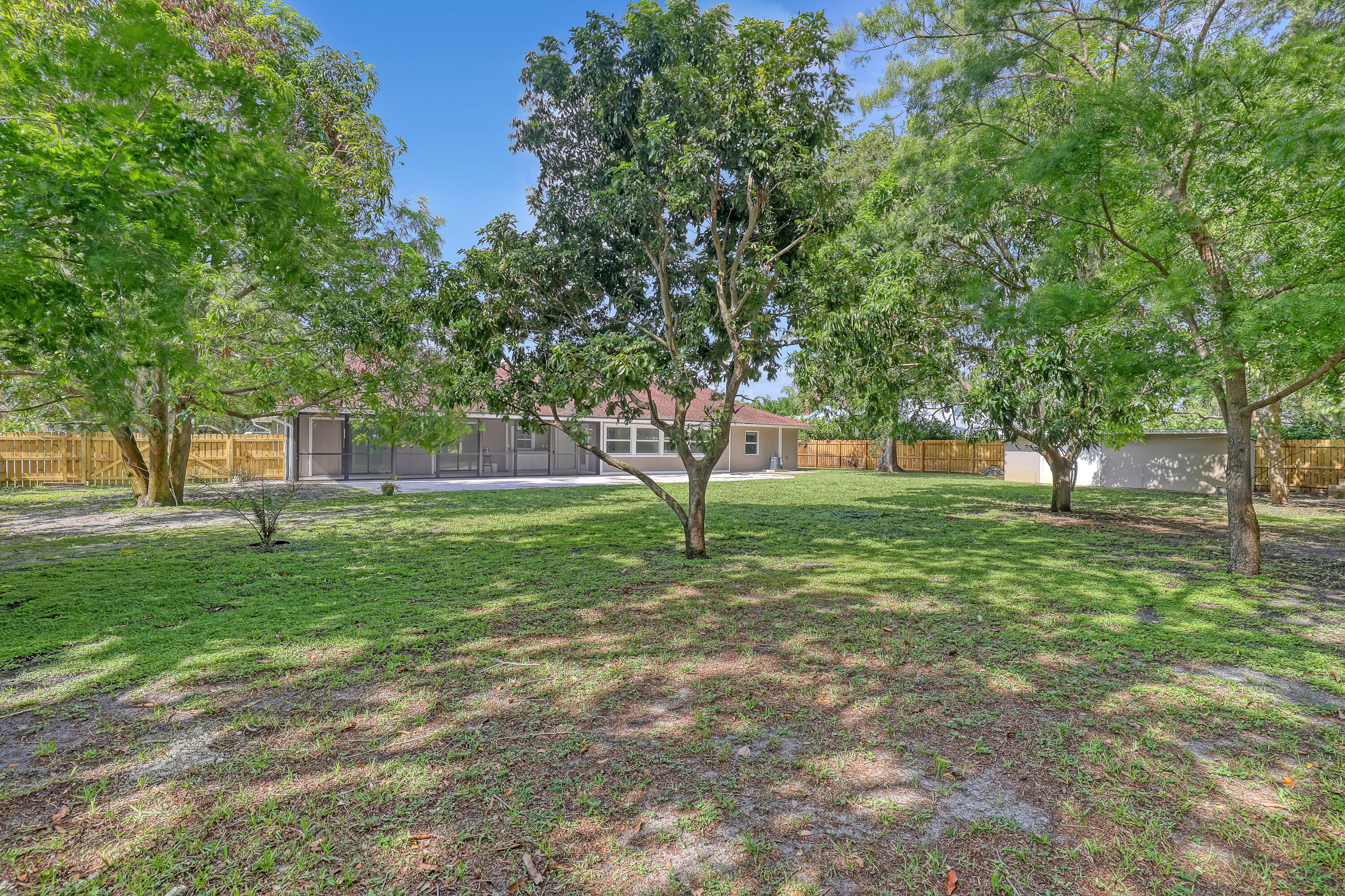 6185 White Oak Court Property Photo 44