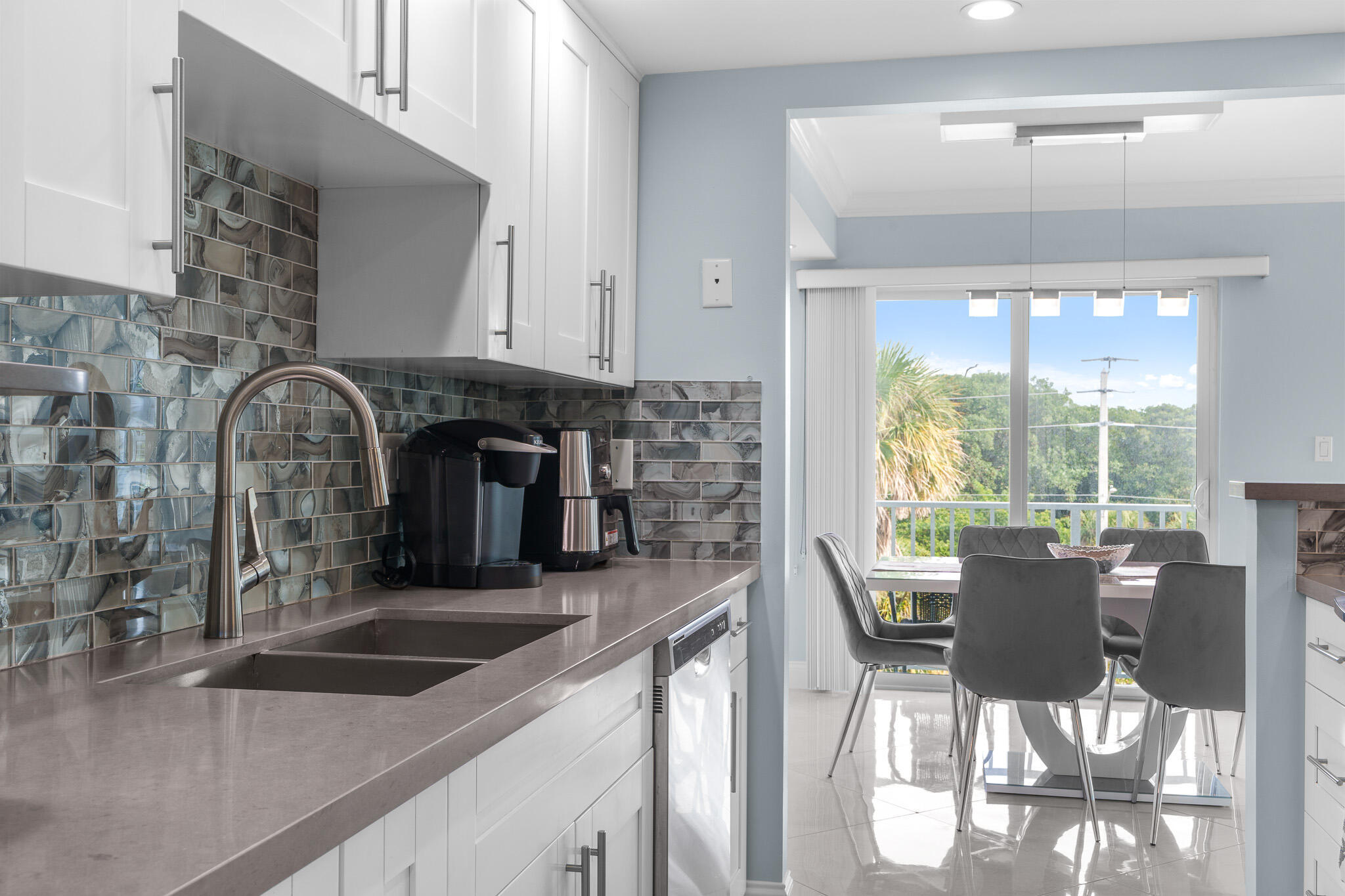 950 Ponce De Leon Road 401 Property Photo 16