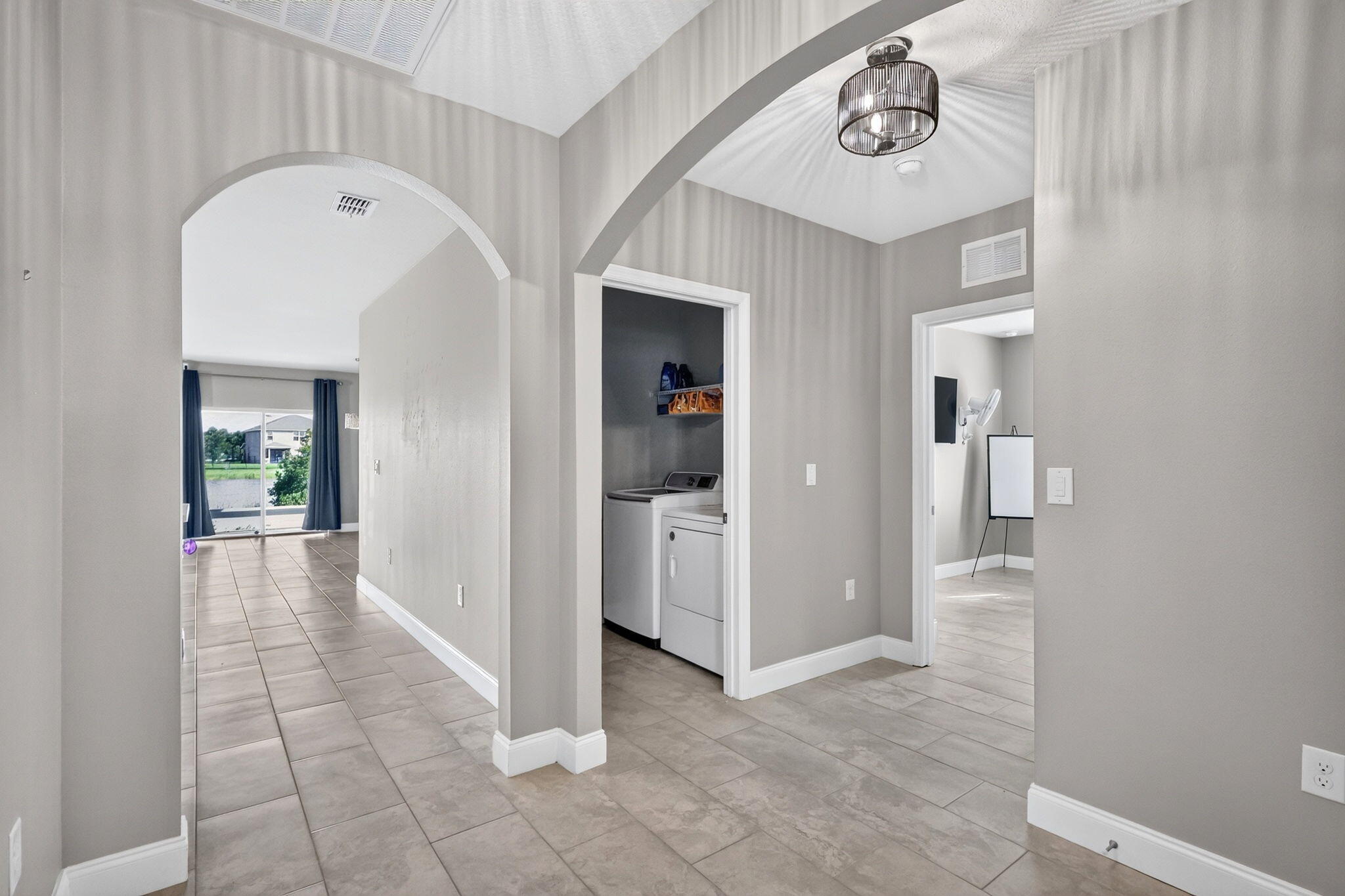 8649 Cobblestone Drive Property Photo 4