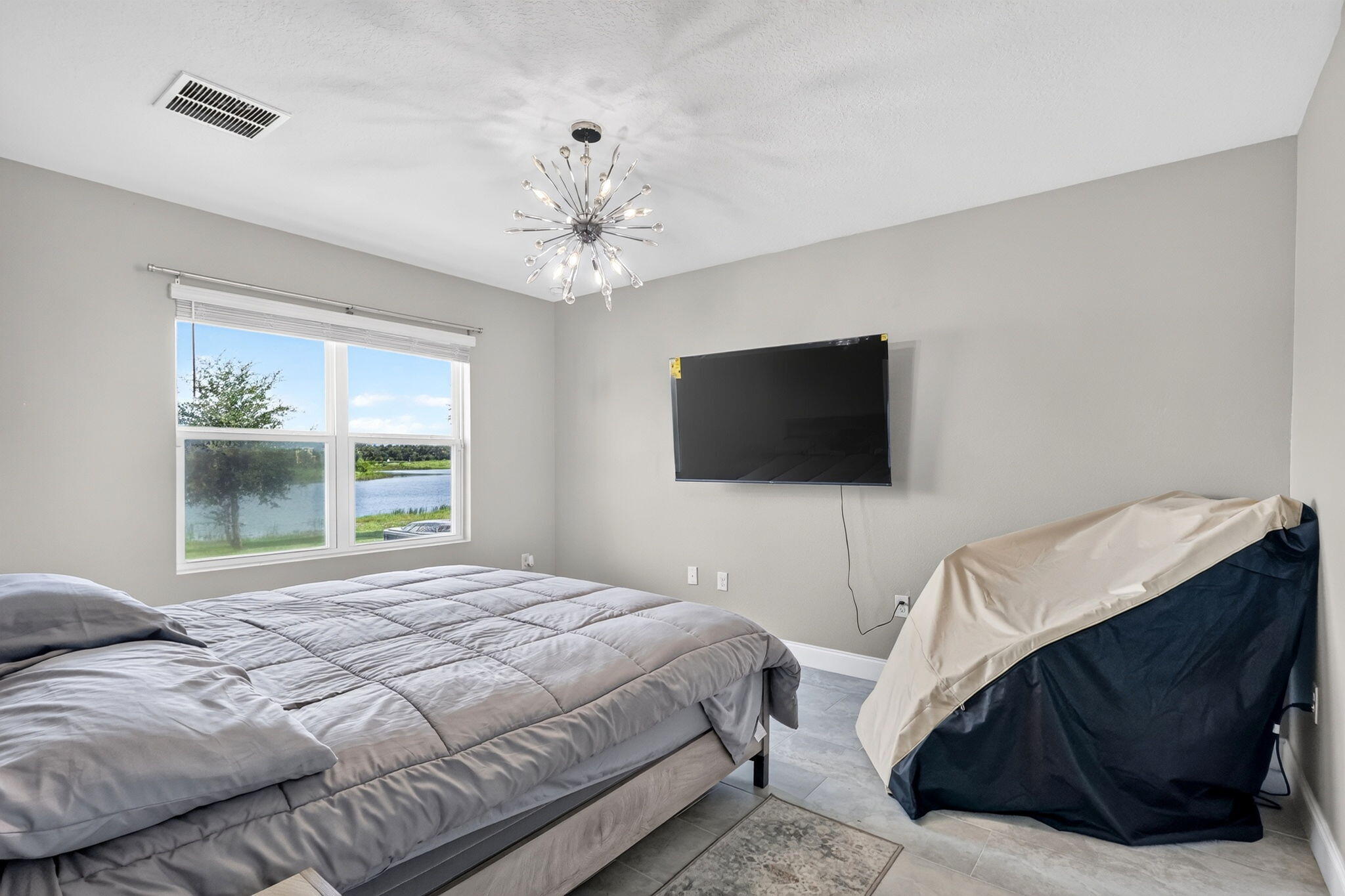 8649 Cobblestone Drive Property Photo 14