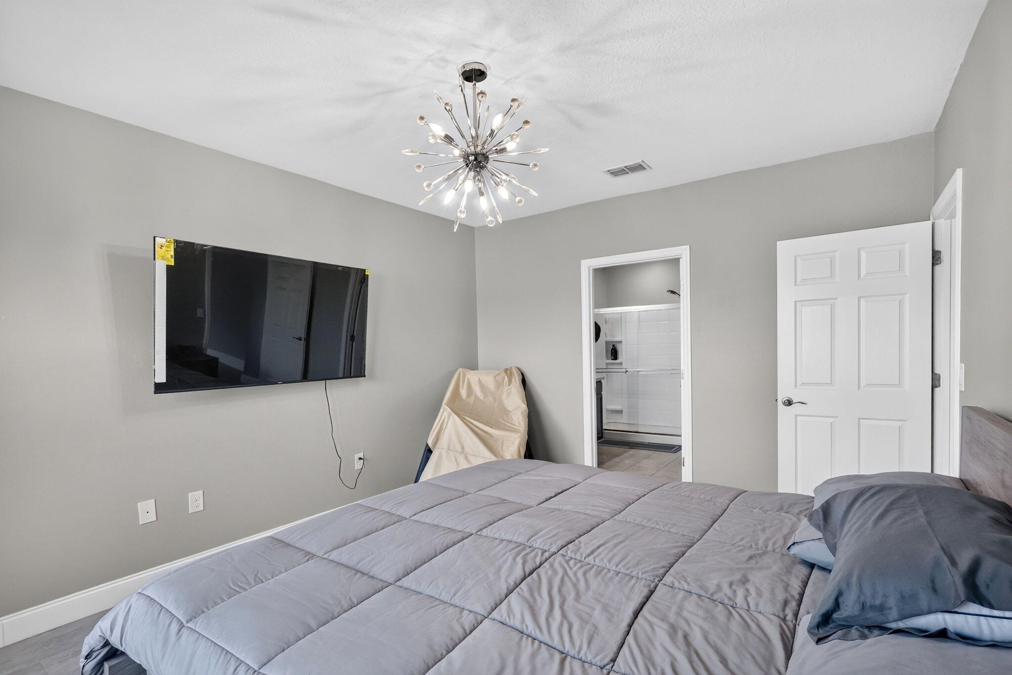 8649 Cobblestone Drive Property Photo 17