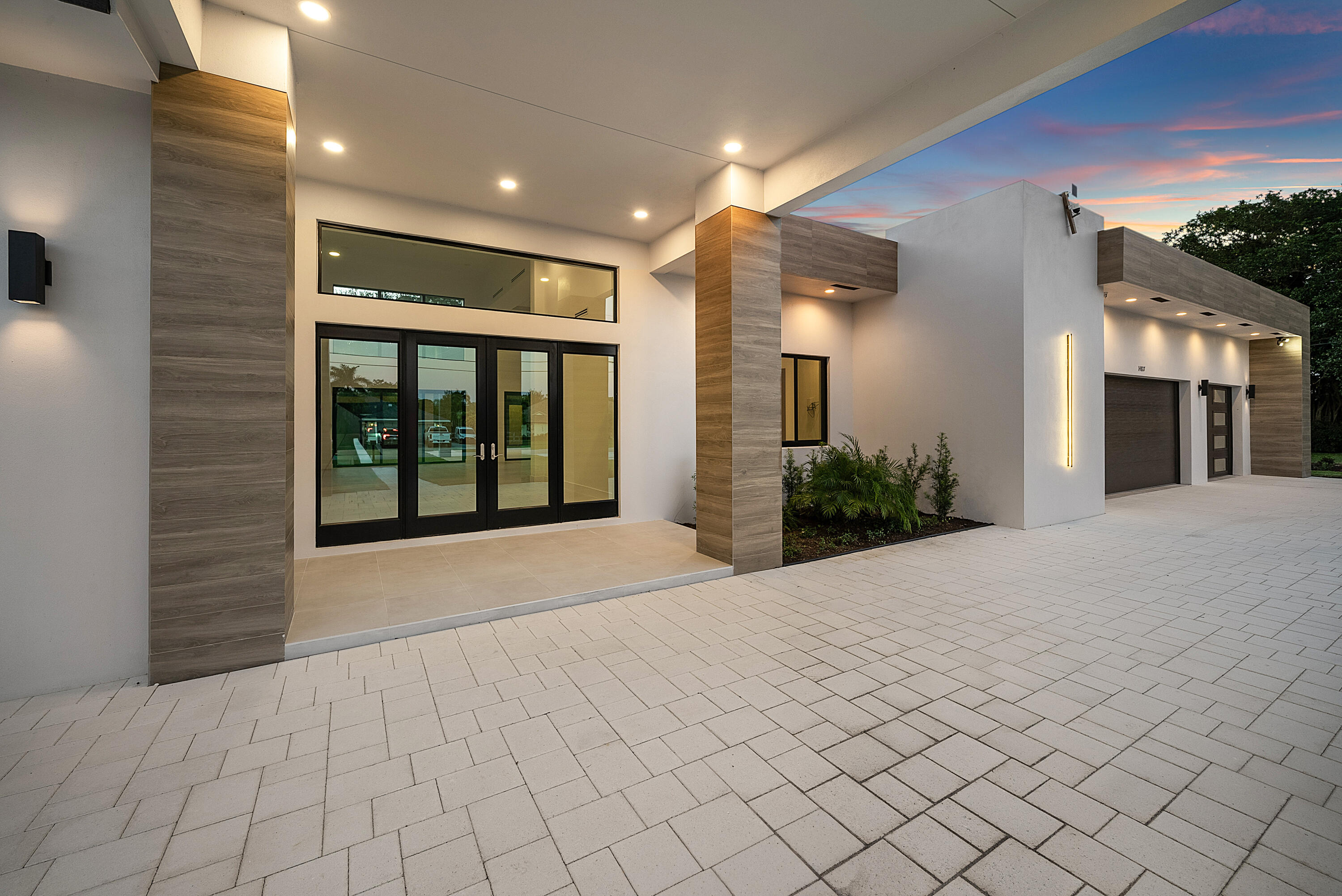14817 Paddock Drive Property Photo 10