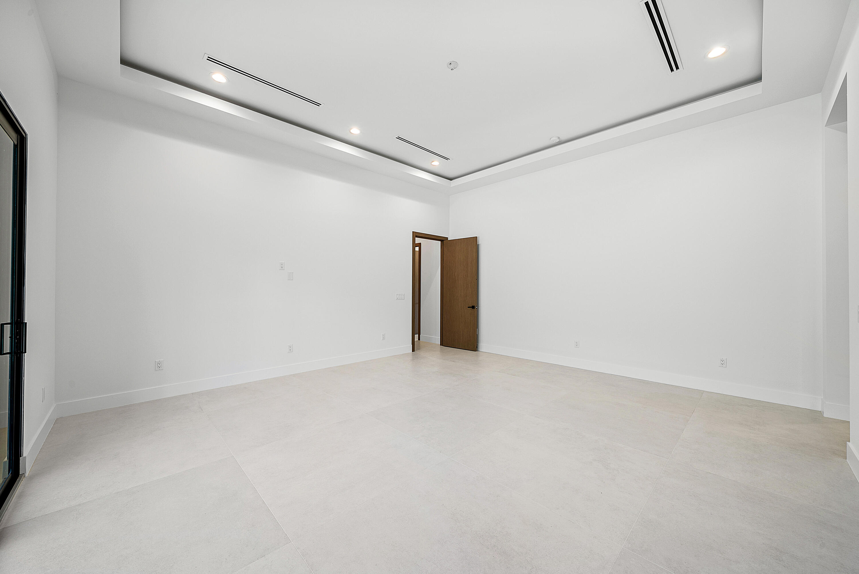 14817 Paddock Drive Property Photo 32