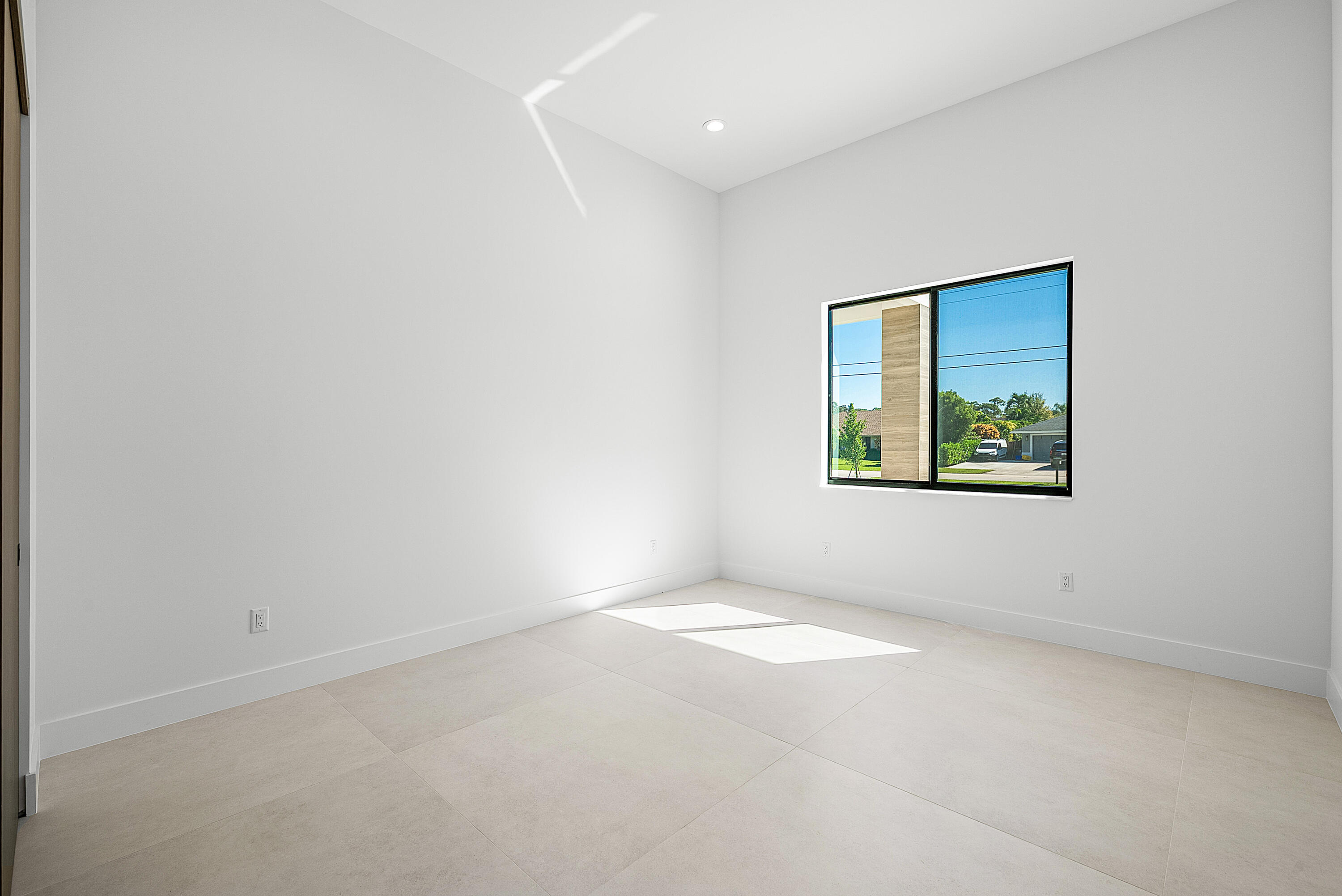 14817 Paddock Drive Property Photo 38