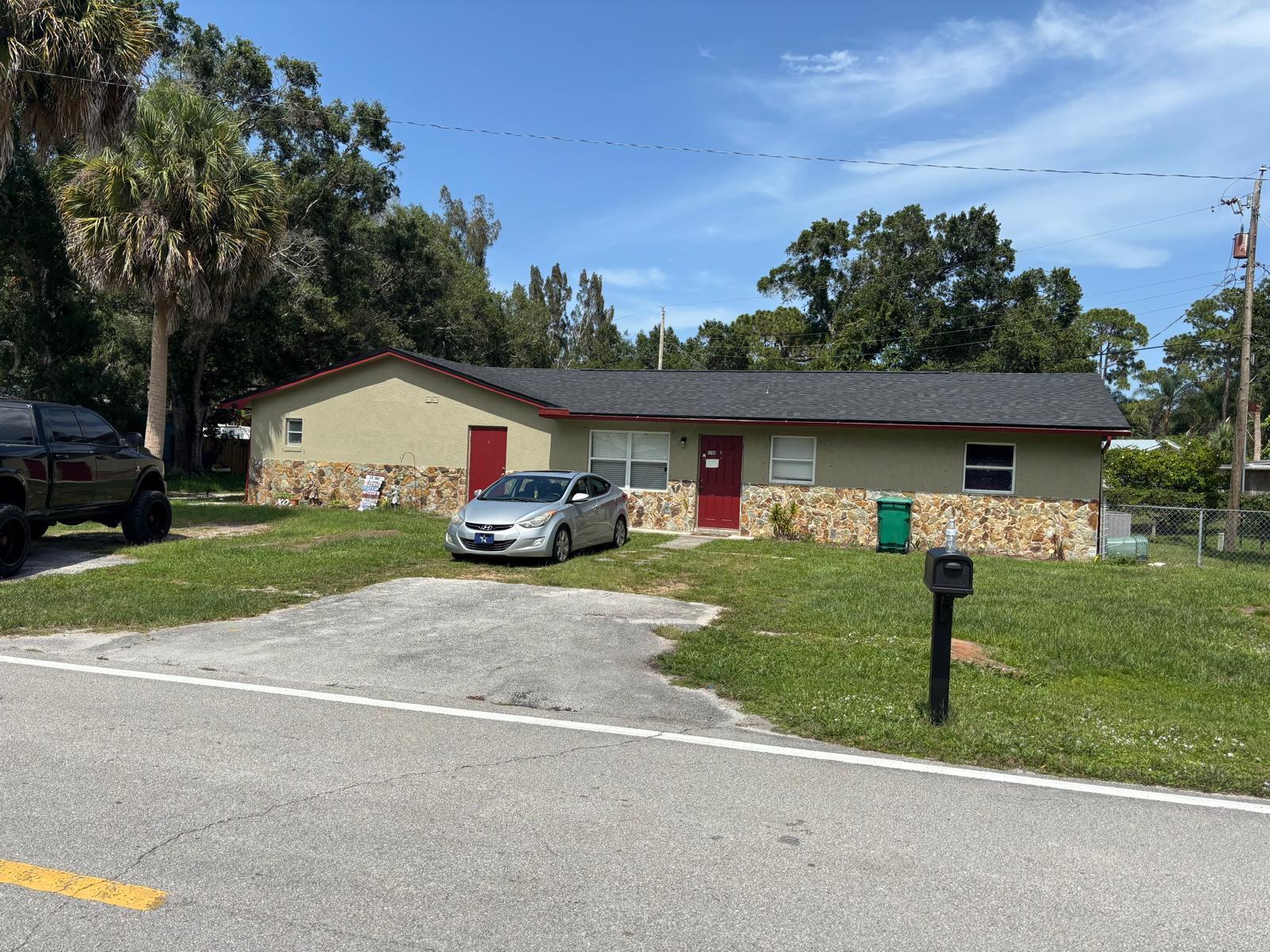 5298 Deleon Avenue Property Photo 1