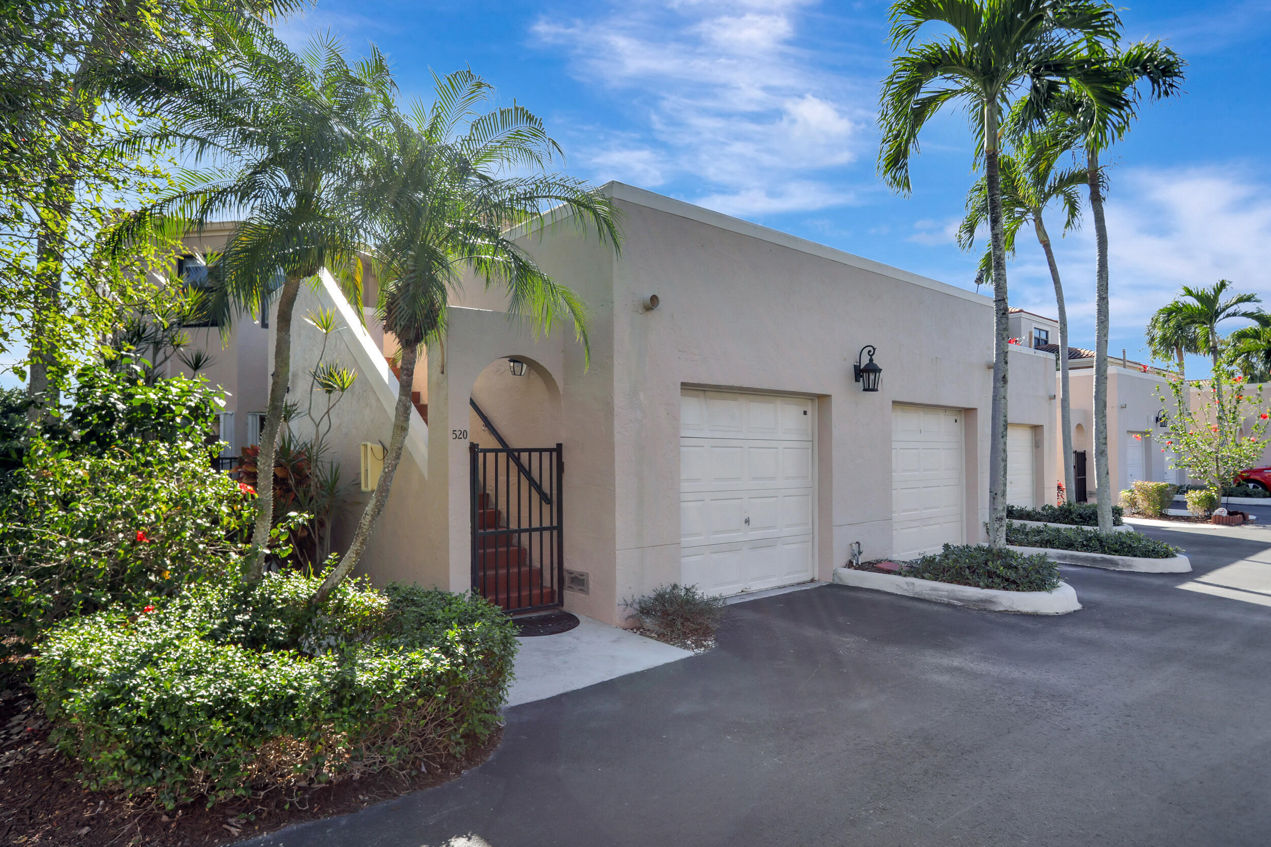6646 Villa Sonrisa Drive 520 Property Photo 2