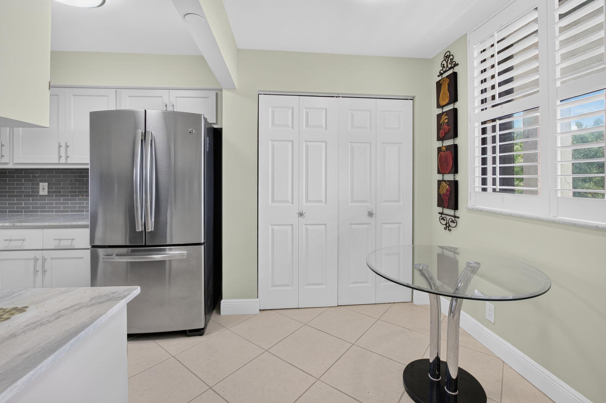 2070 Homewood Boulevard 5050 Property Photo 9