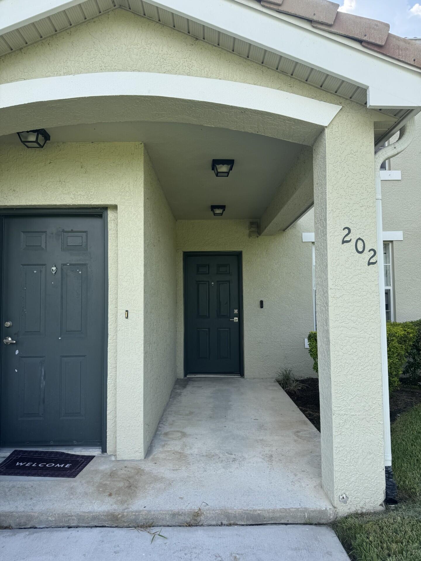 122 Sw Peacock Boulevard 12-202 Property Photo 4
