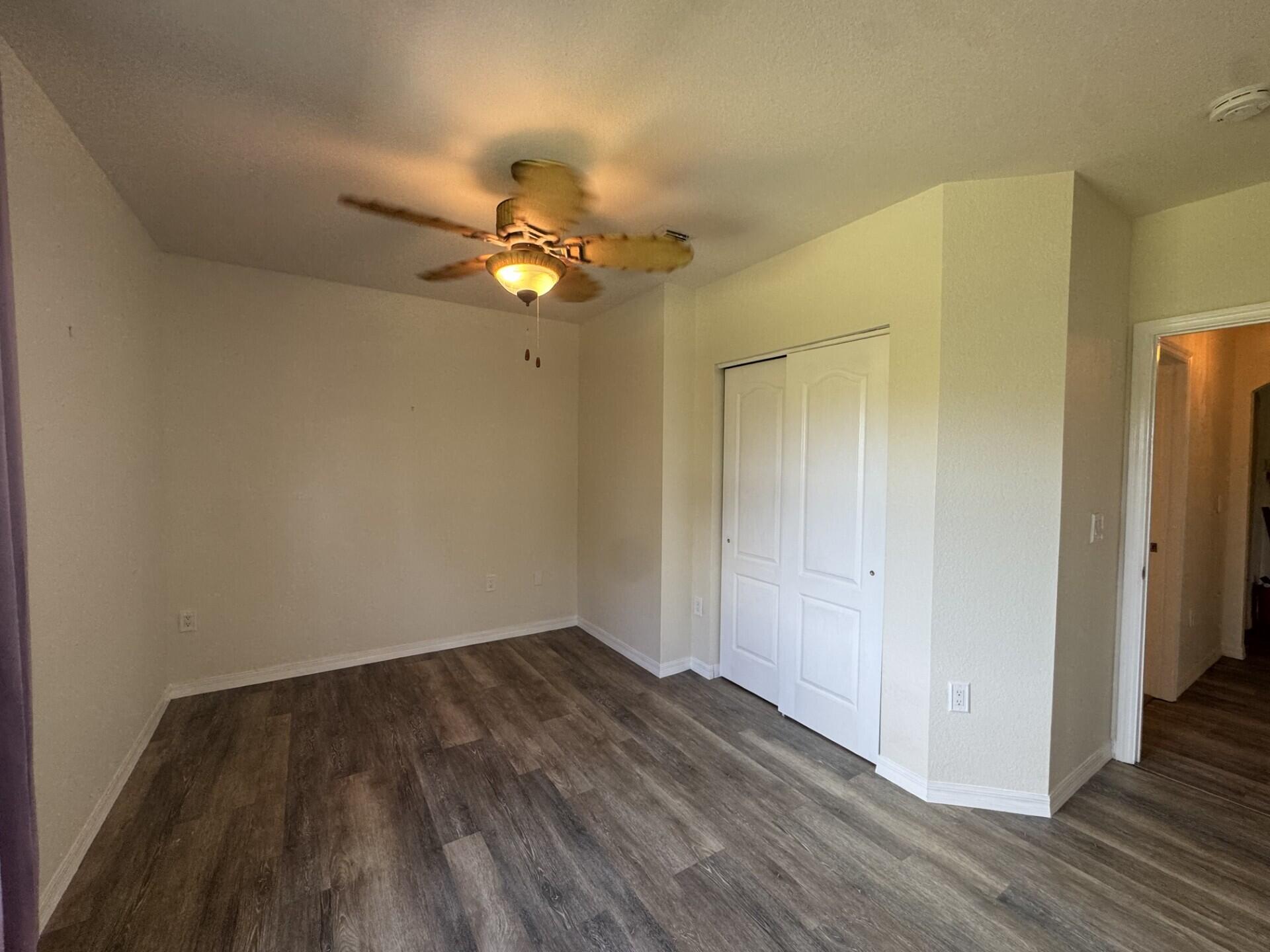 122 Sw Peacock Boulevard 12-202 Property Photo 10