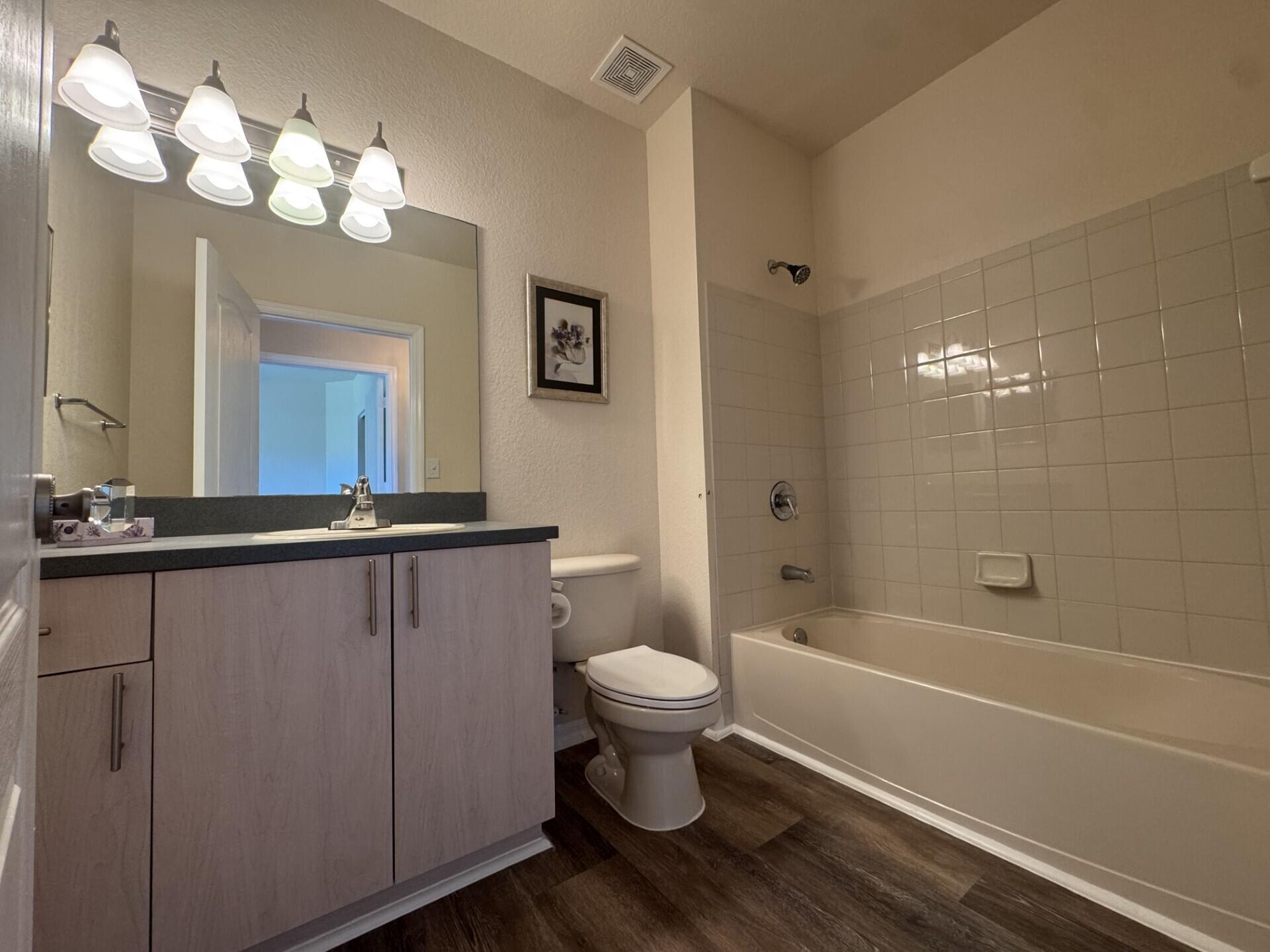 122 Sw Peacock Boulevard 12-202 Property Photo 14