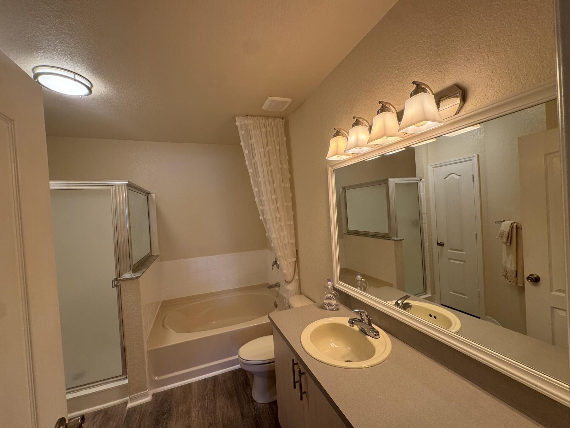 122 Sw Peacock Boulevard 12-202 Property Photo 16