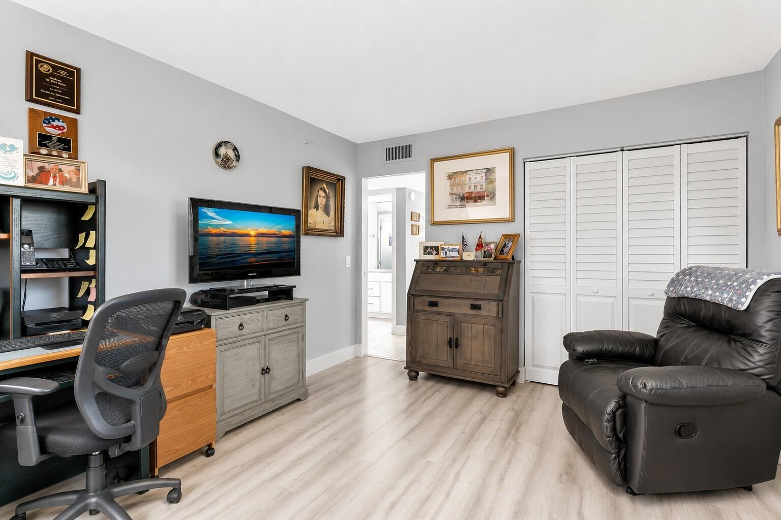 625 Normandy N 625 Property Photo 24