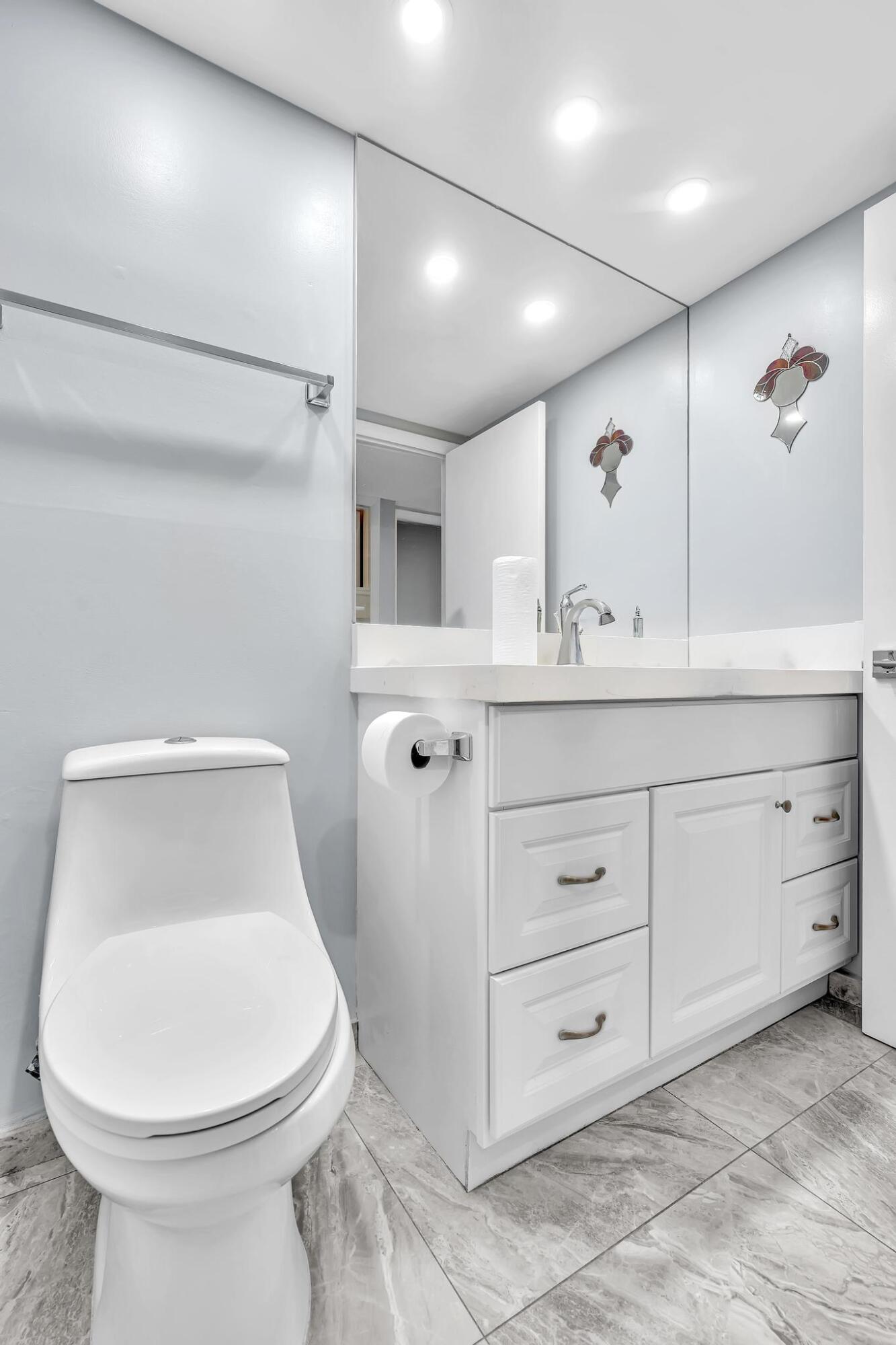 625 Normandy N 625 Property Photo 25