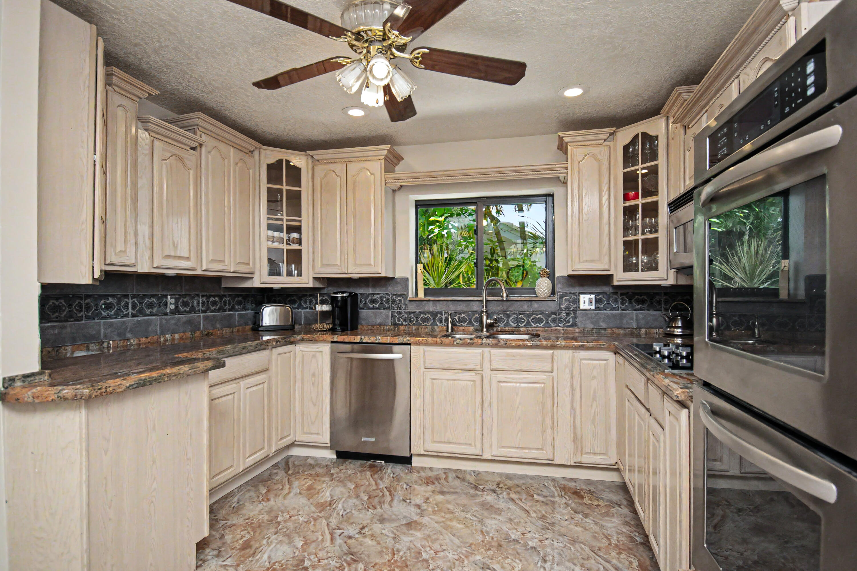 9708 Erica Court Property Photo 22