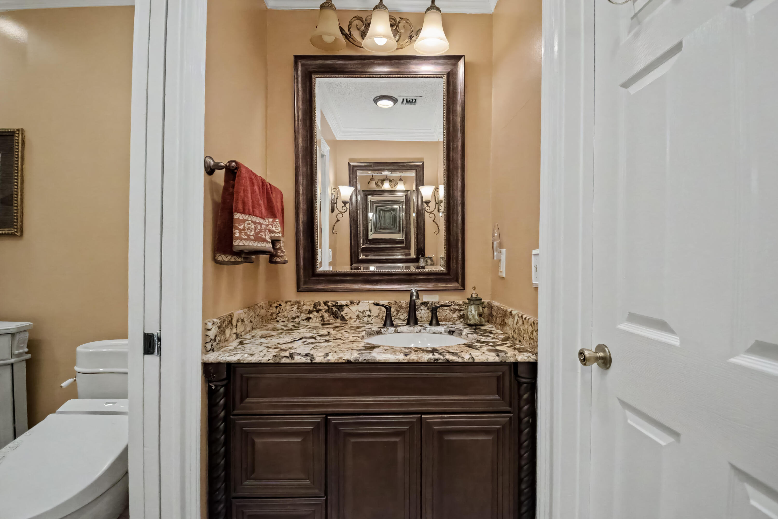 9708 Erica Court Property Photo 34