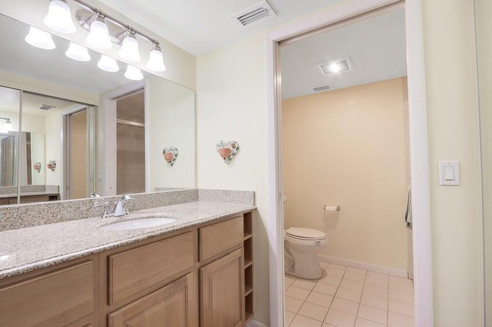 1601 Sabal Ridge Circle C Property Photo 8