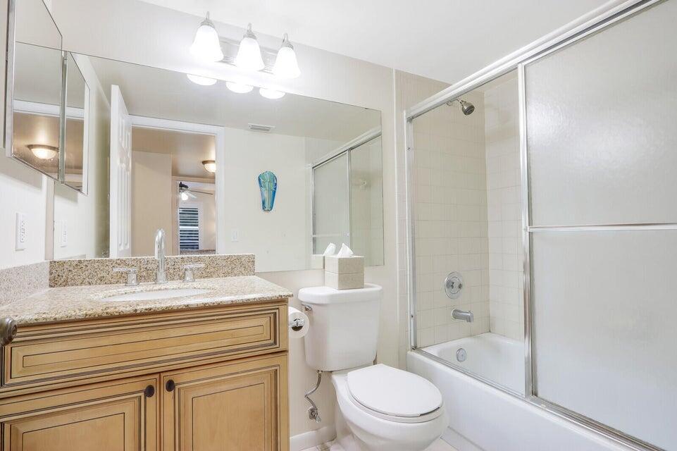 1601 Sabal Ridge Circle C Property Photo 11