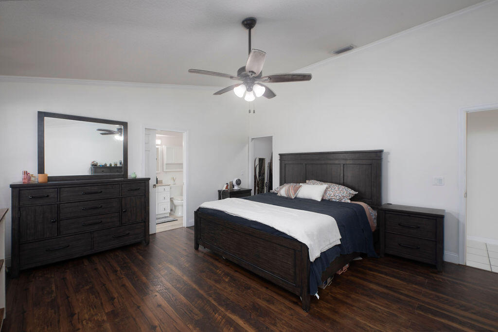 14502 69th Street N Property Photo 6