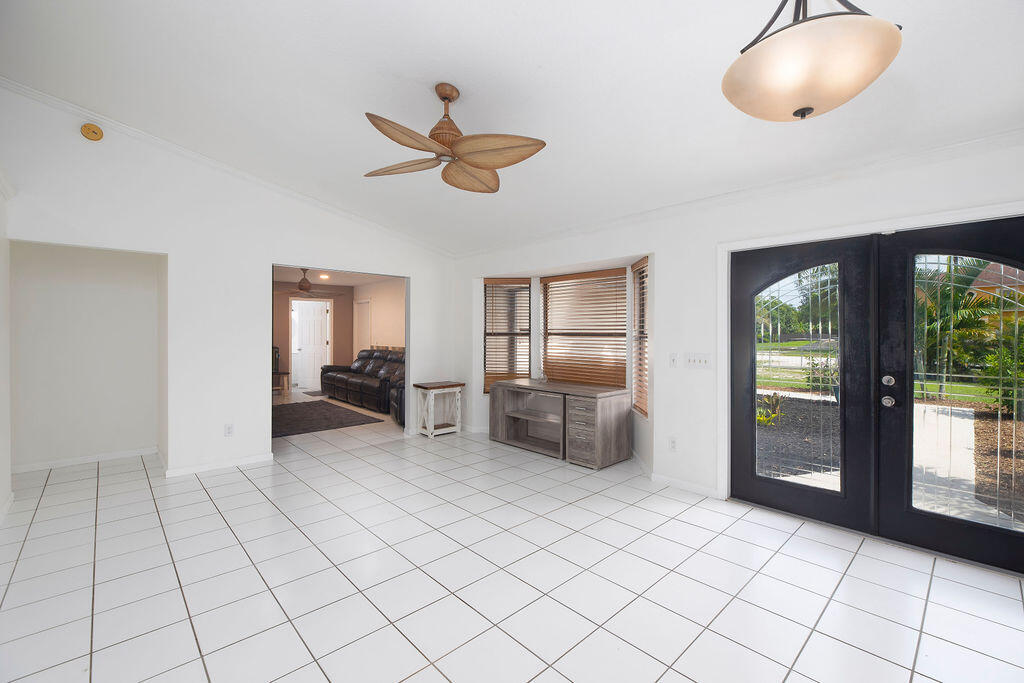 14502 69th Street N Property Photo 11