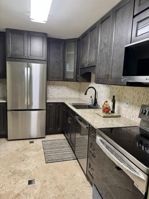 2400 Ne 33rd Avenue 208 Property Photo 4