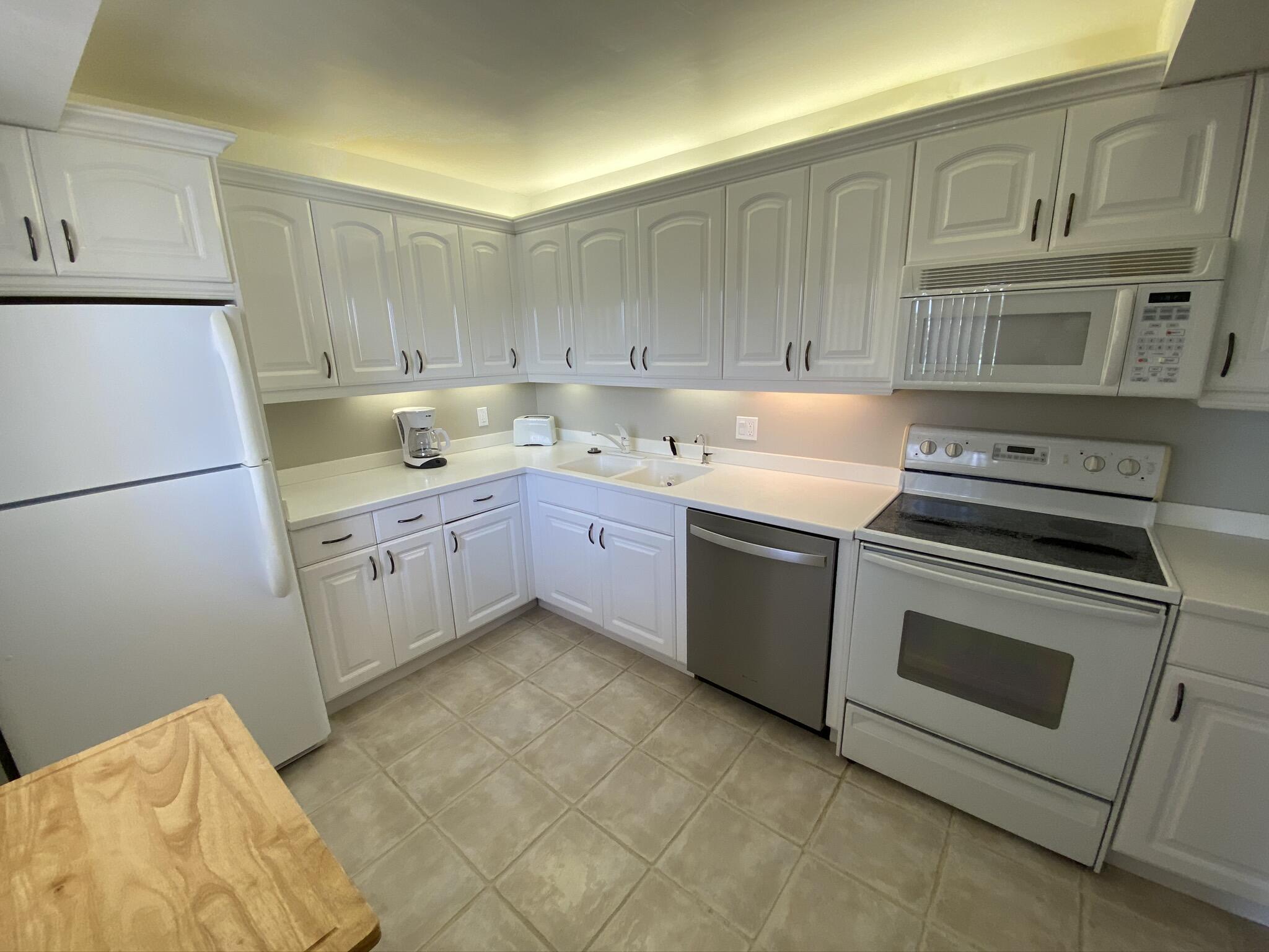 300 Ocean Trail Way 306 Property Photo 6