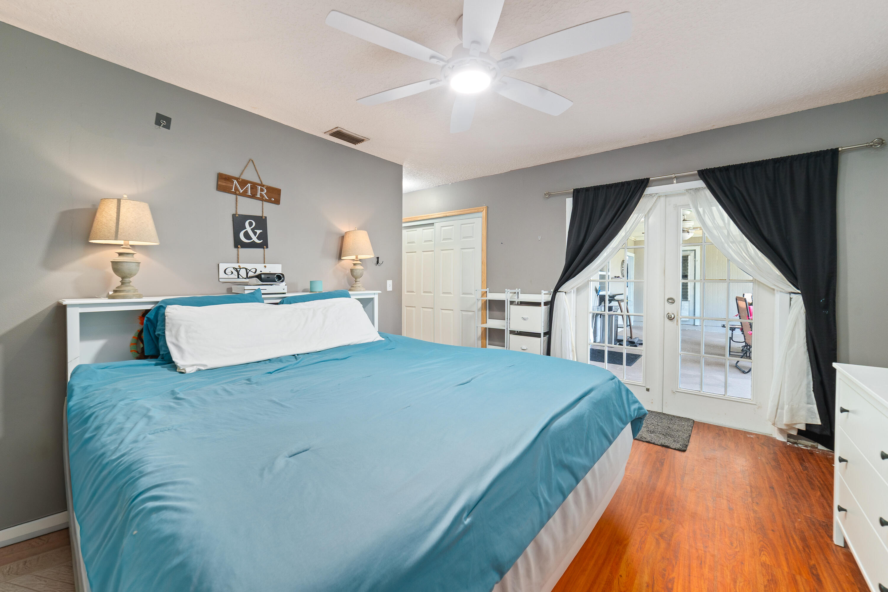 542 Saunders Street Property Photo 11
