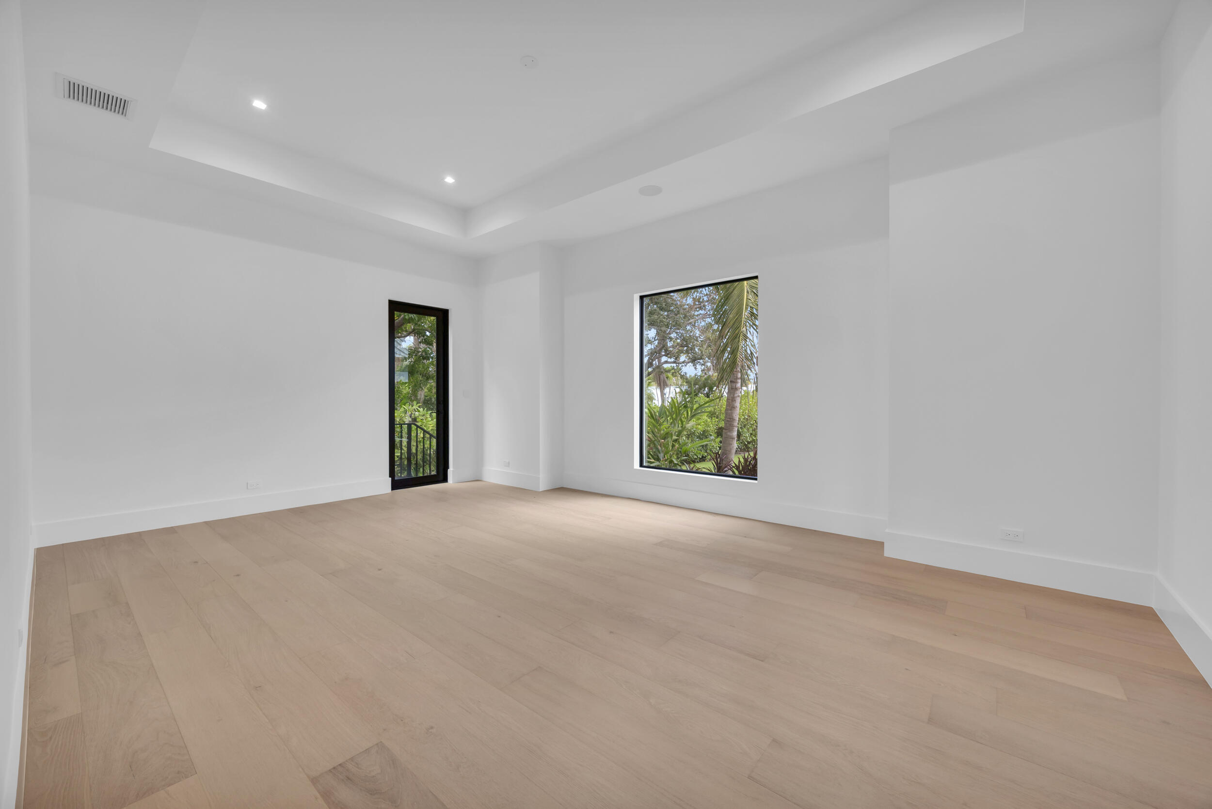19175 W Riverside Drive Property Photo 32