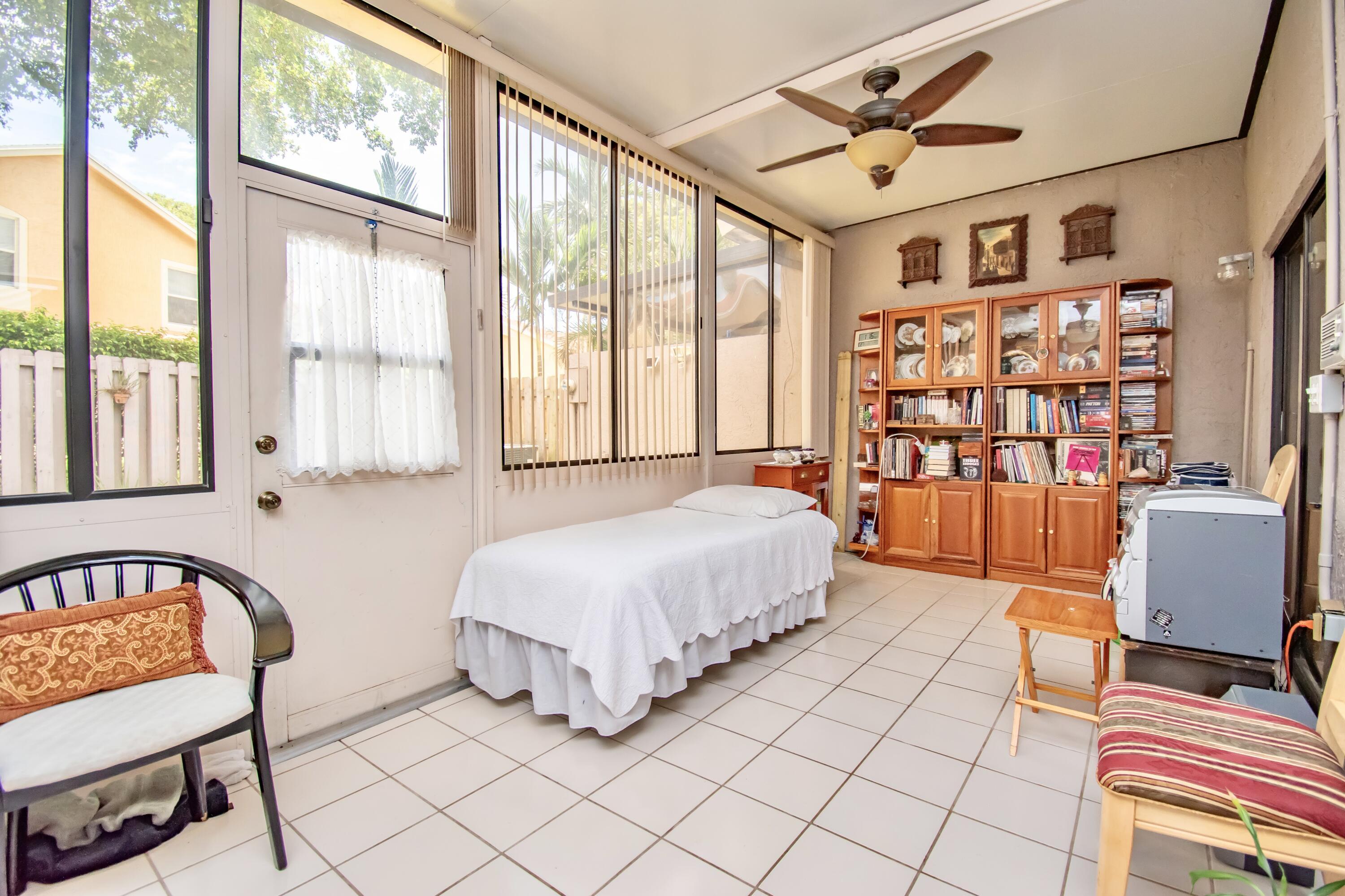 6640 Thornhill Court Property Photo 10