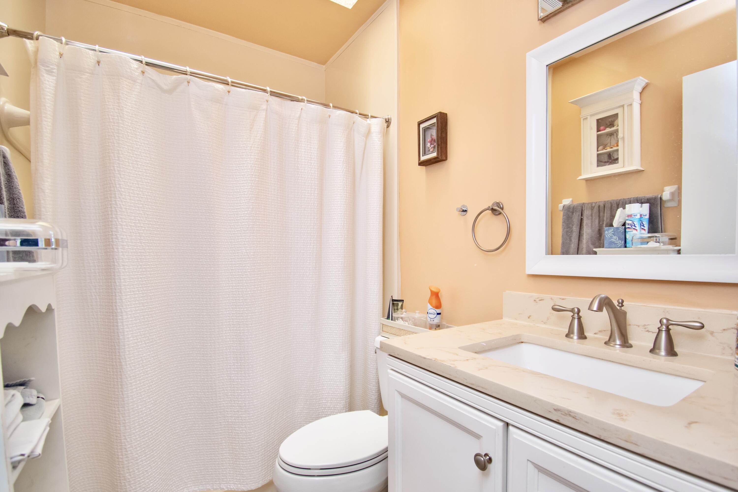 6640 Thornhill Court Property Photo 16