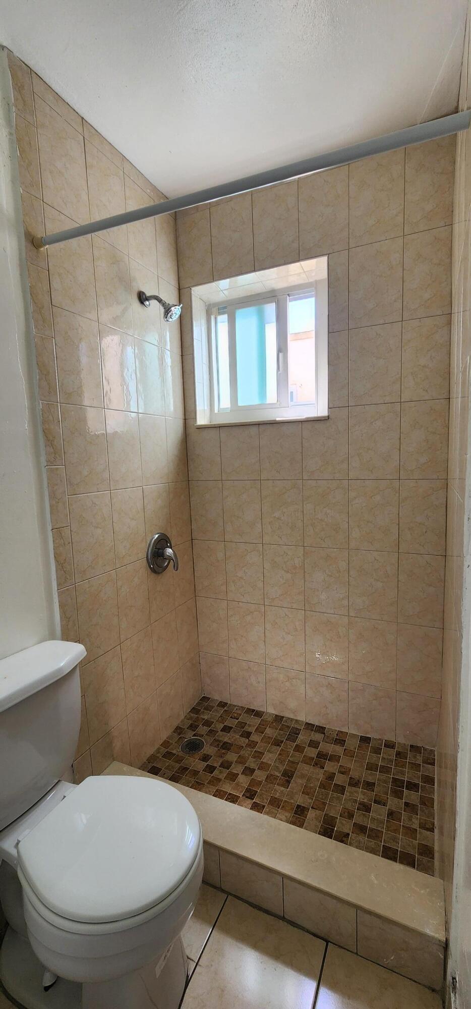 620 Nw 7th Avenue 28 Property Photo 8