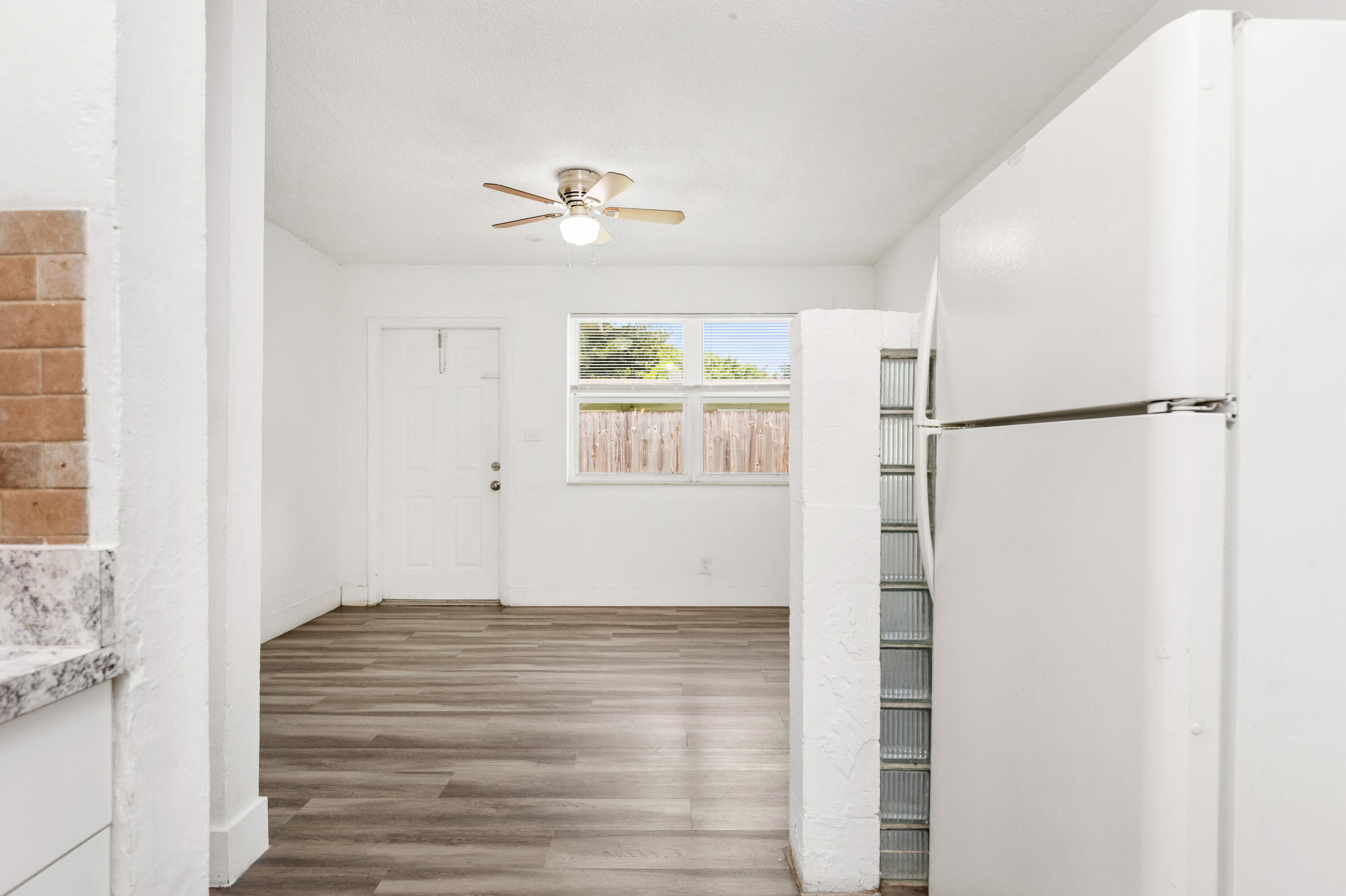 5521 Sw 34th Street 1-2 Property Photo 5
