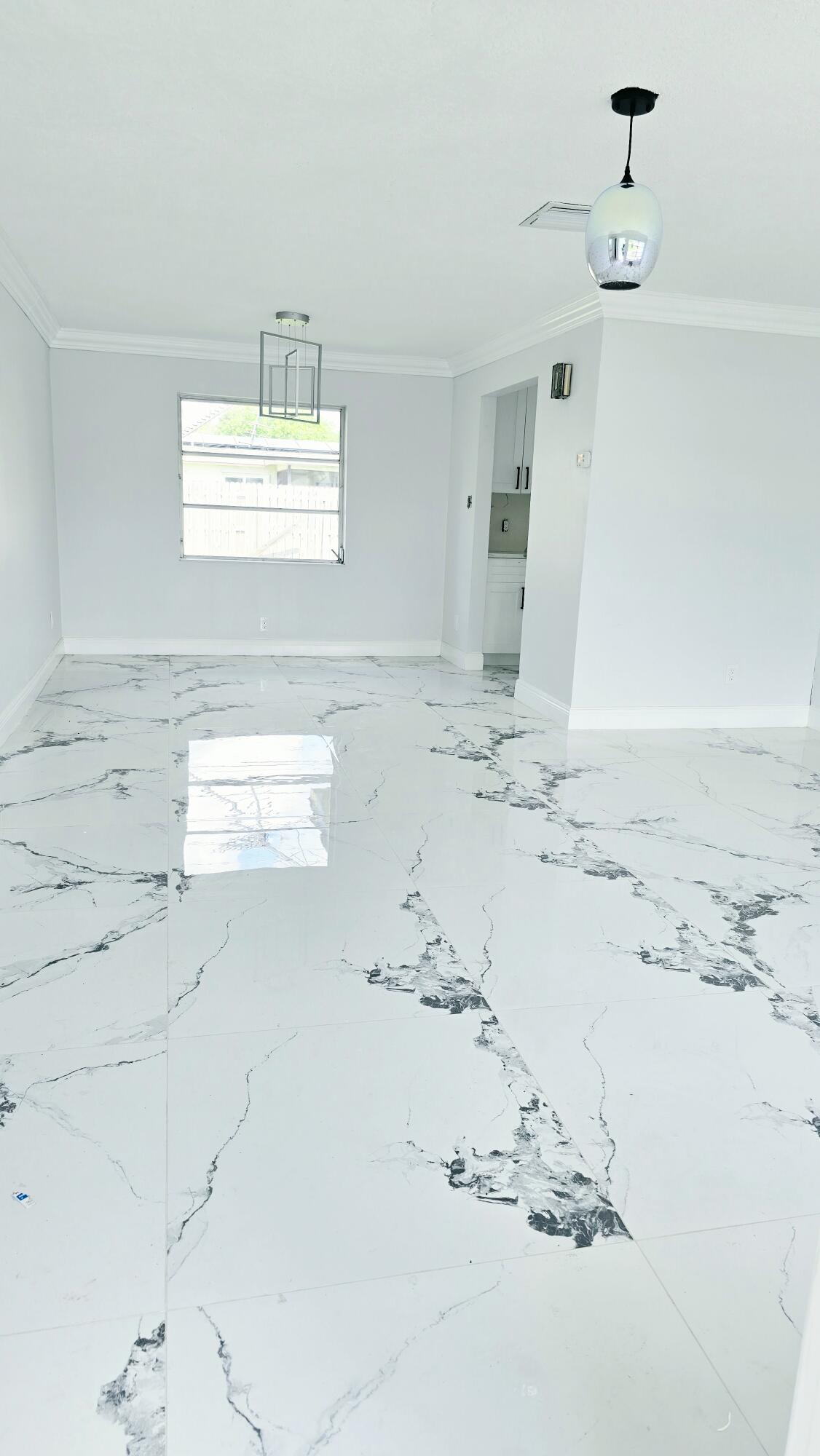 B26046496 Property Photo 2
