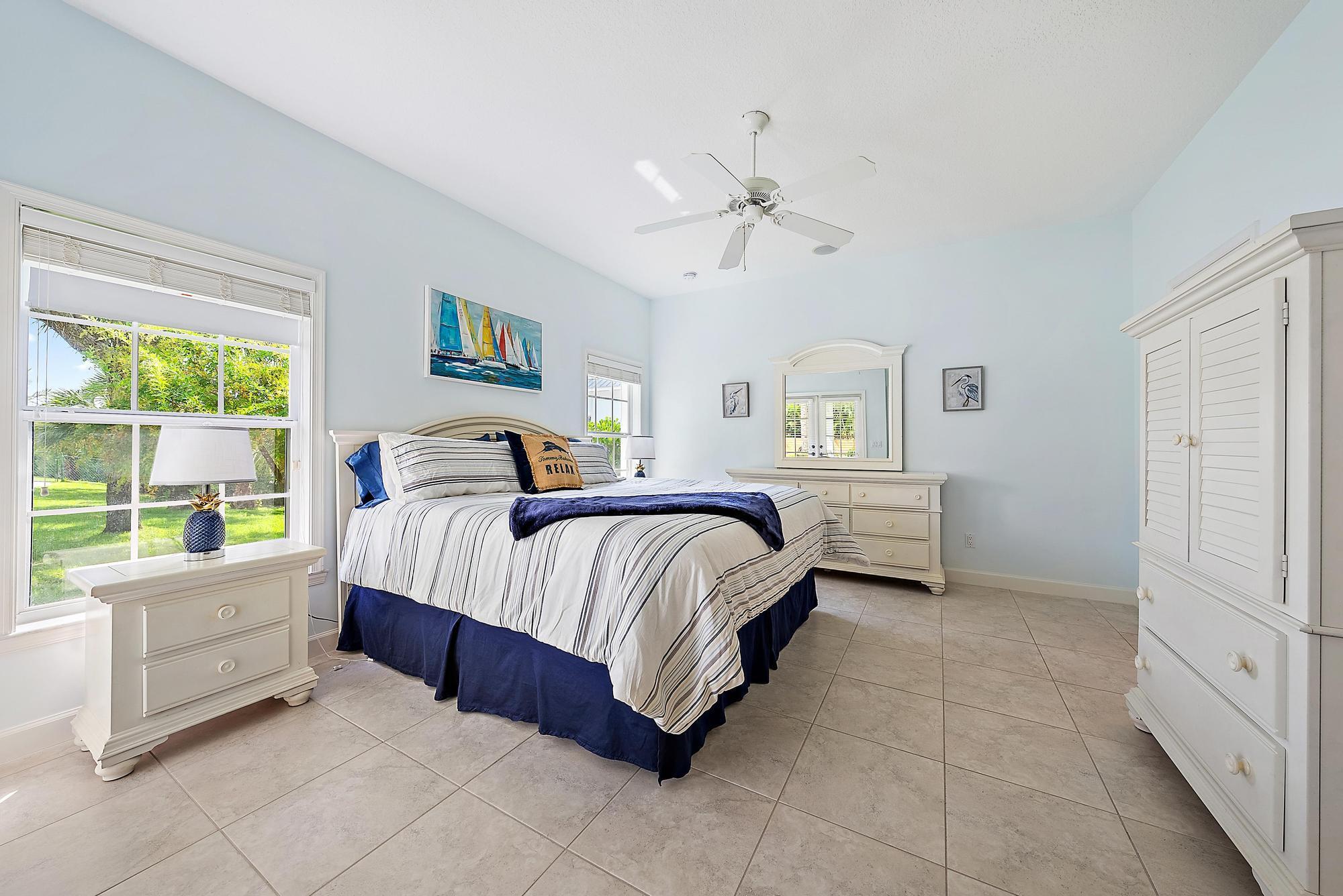 19043 Se Jupiter River Drive Cottage Property Photo 13