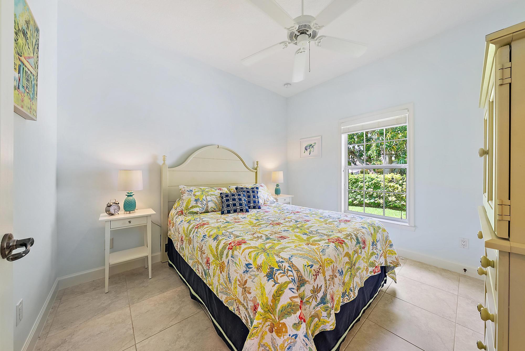 19043 Se Jupiter River Drive Cottage Property Photo 18
