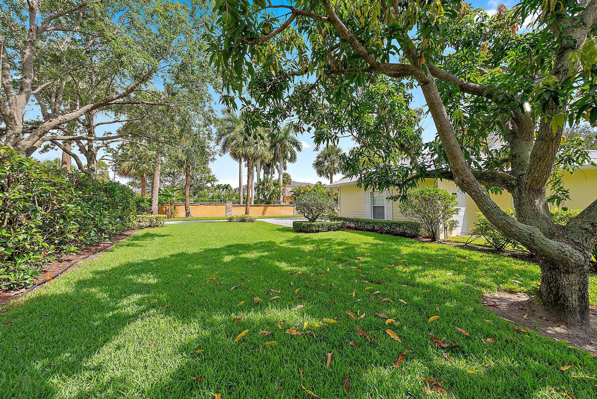 19043 Se Jupiter River Drive Cottage Property Photo 23